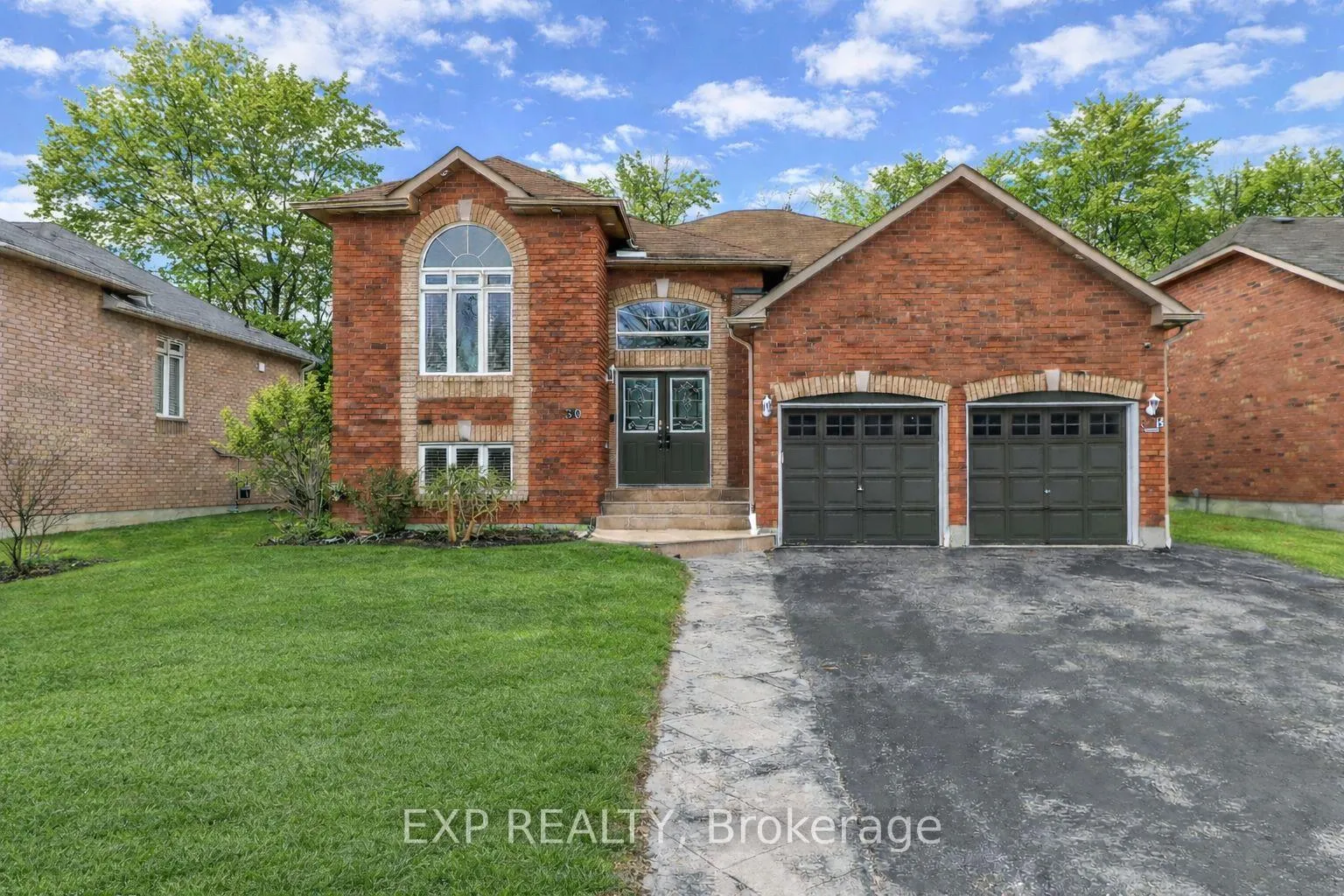 Photo 26 of 30 Cherry Sands Crescent, Wasaga Beach — HOMEH