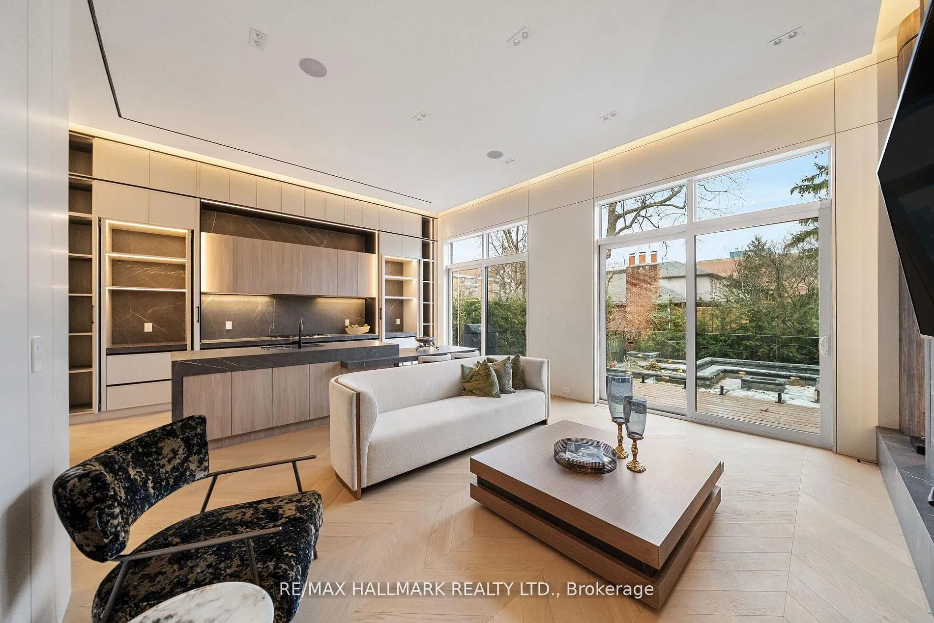 Photo 12 of 167 Parkhurst Boulevard, Toronto, Leaside — HOMEH