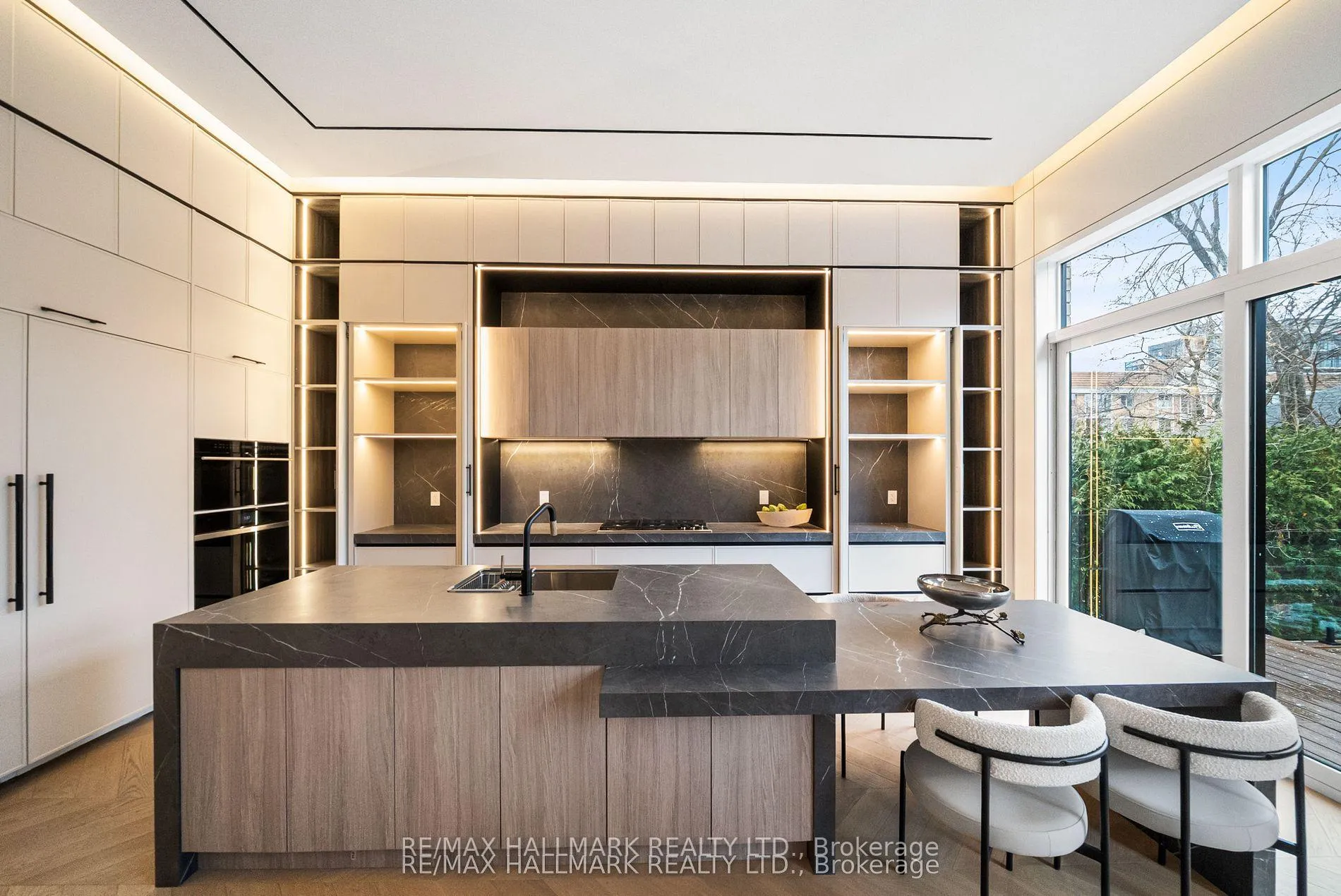 Photo 13 of 167 Parkhurst Boulevard, Toronto, Leaside — HOMEH