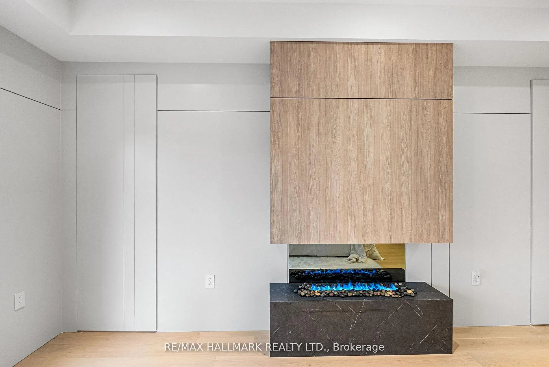 Photo 25 of 167 Parkhurst Boulevard, Toronto, Leaside — HOMEH