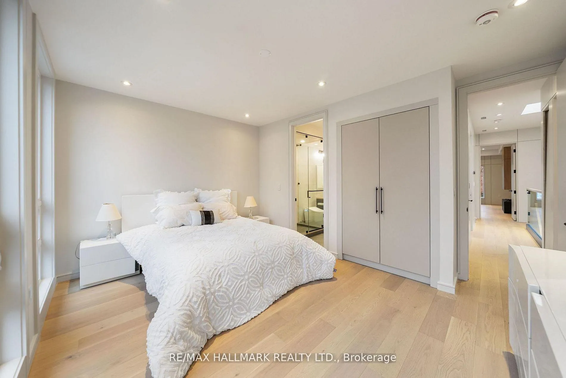 Photo 31 of 167 Parkhurst Boulevard, Toronto, Leaside — HOMEH