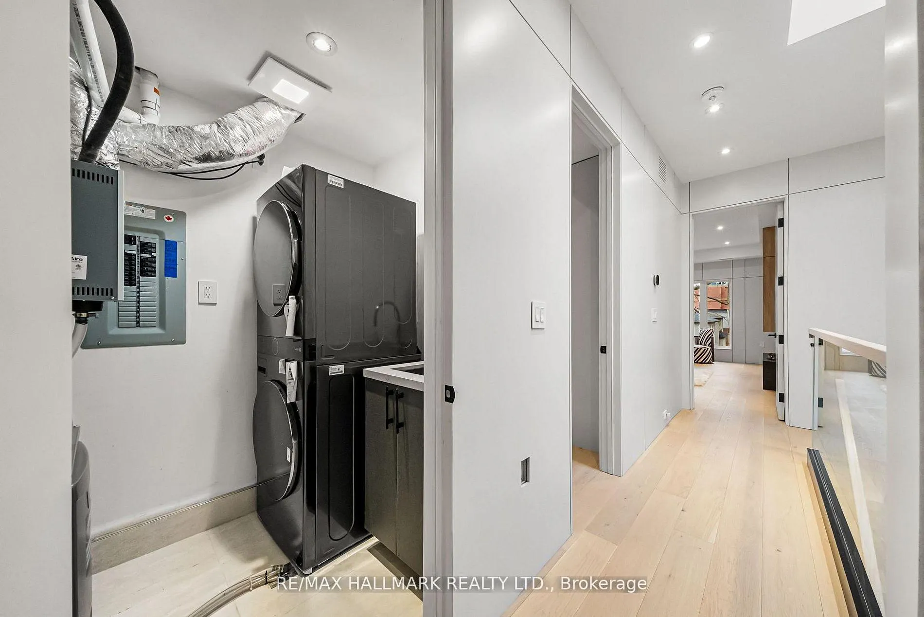 Photo 39 of 167 Parkhurst Boulevard, Toronto, Leaside — HOMEH