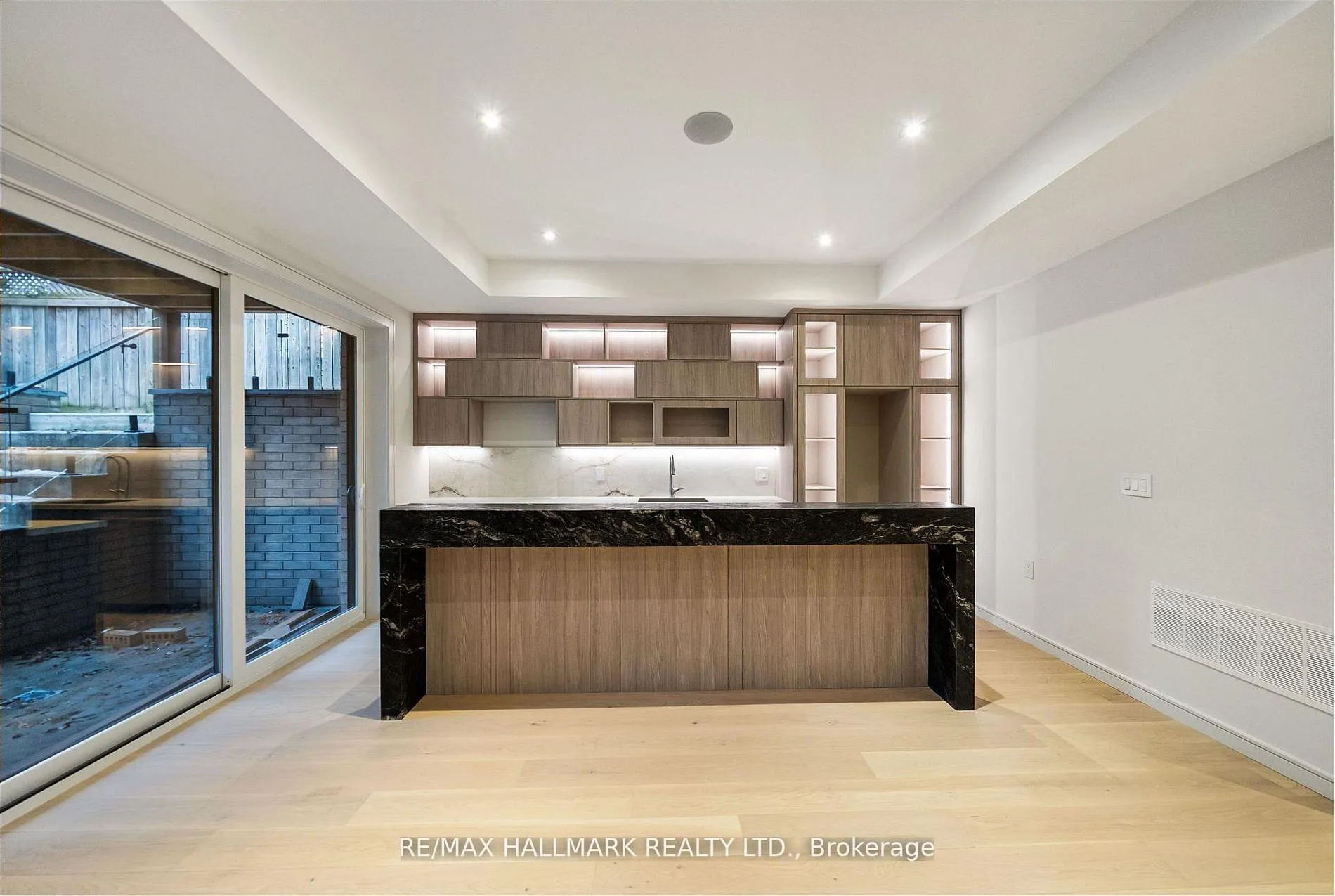 Photo 41 of 167 Parkhurst Boulevard, Toronto, Leaside — HOMEH