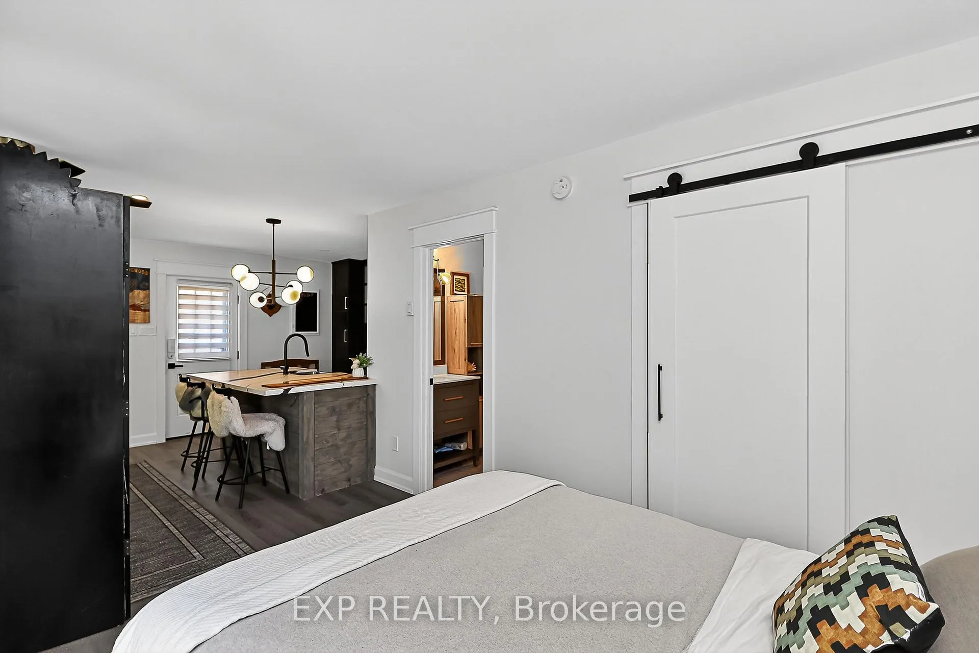 Photo 4 of Unit 3, 15 Dawson Drive, Collingwood — HOMEH