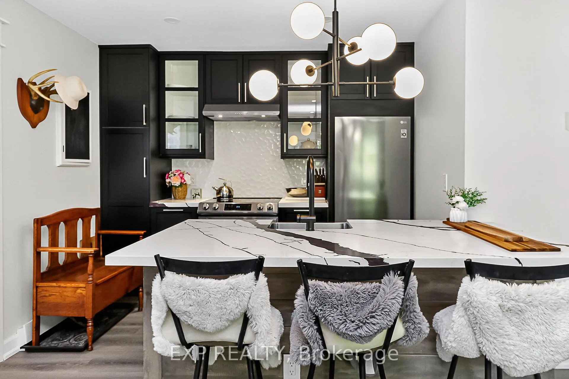 Photo 5 of Unit 3, 15 Dawson Drive, Collingwood — HOMEH