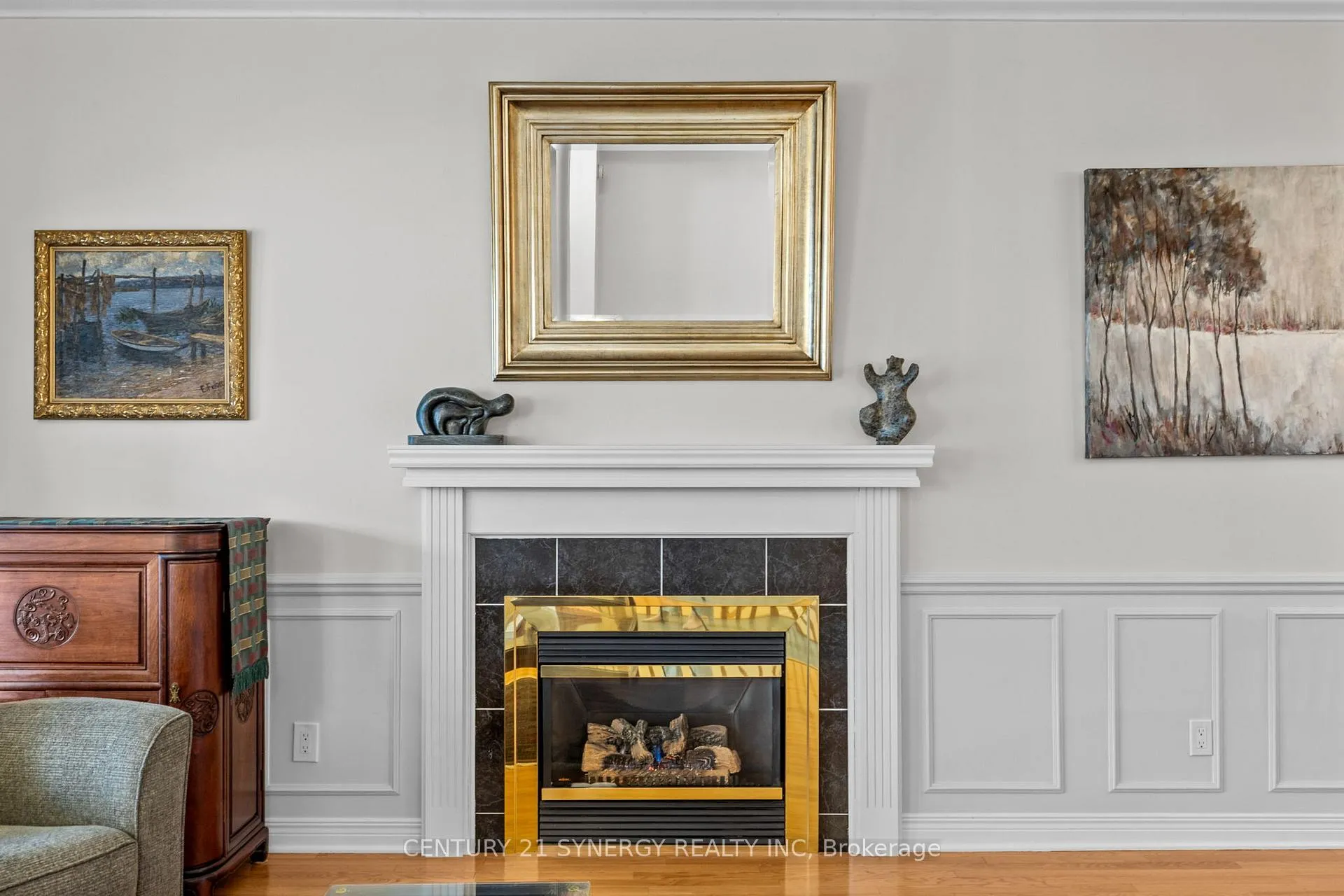 Photo 10 of 26 Moore Street, Ottawa, Richmond — HOMEH