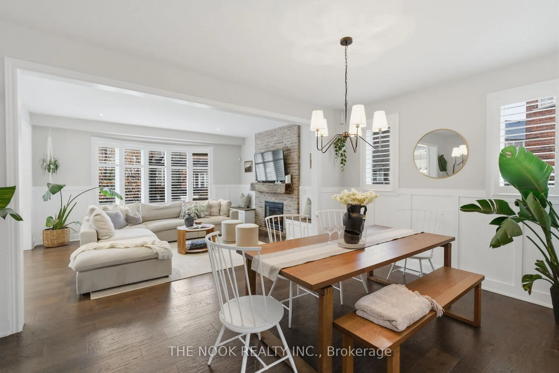 Photo 5 of 52 Gerry Ravary Place, Whitby, Brooklin — HOMEH