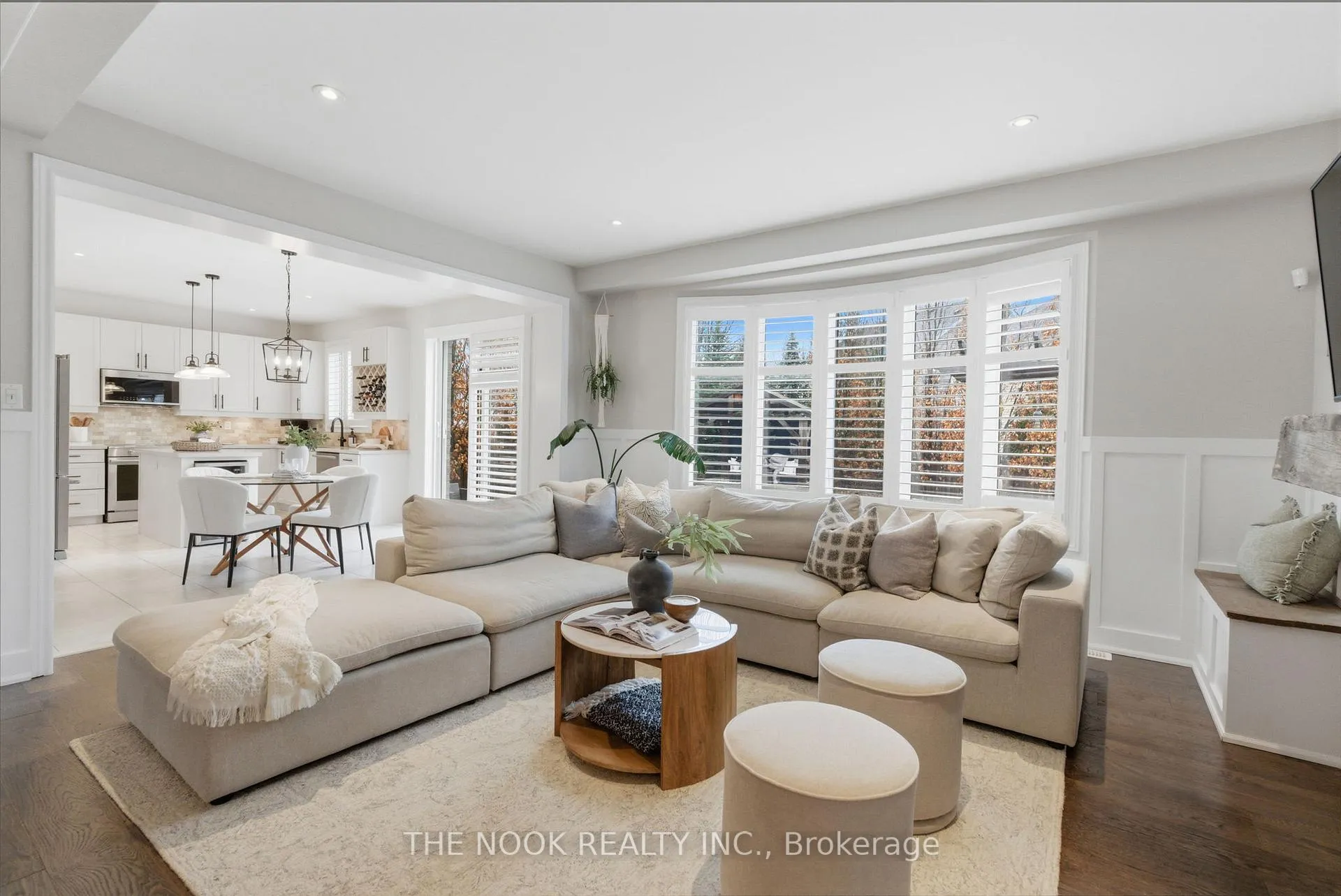 Photo 10 of 52 Gerry Ravary Place, Whitby, Brooklin — HOMEH