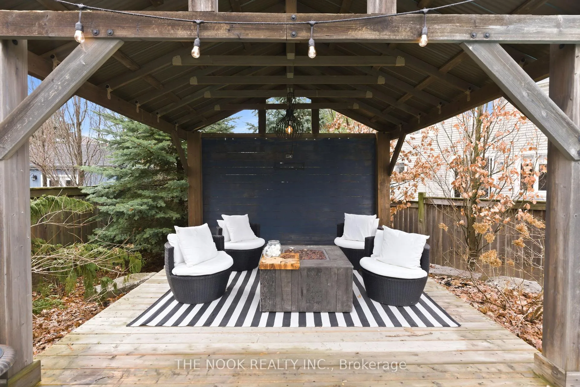 Photo 44 of 52 Gerry Ravary Place, Whitby, Brooklin — HOMEH