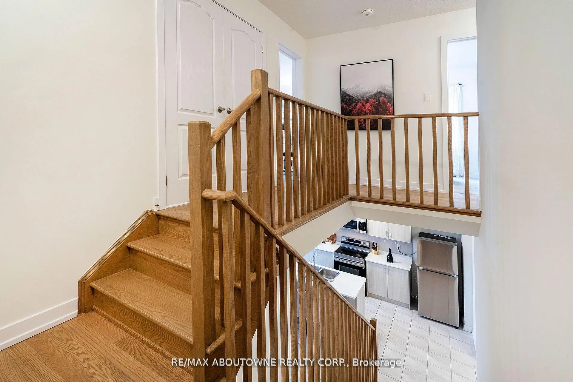 Photo 19 of 57 Monteith Drive, Brantford — HOMEH