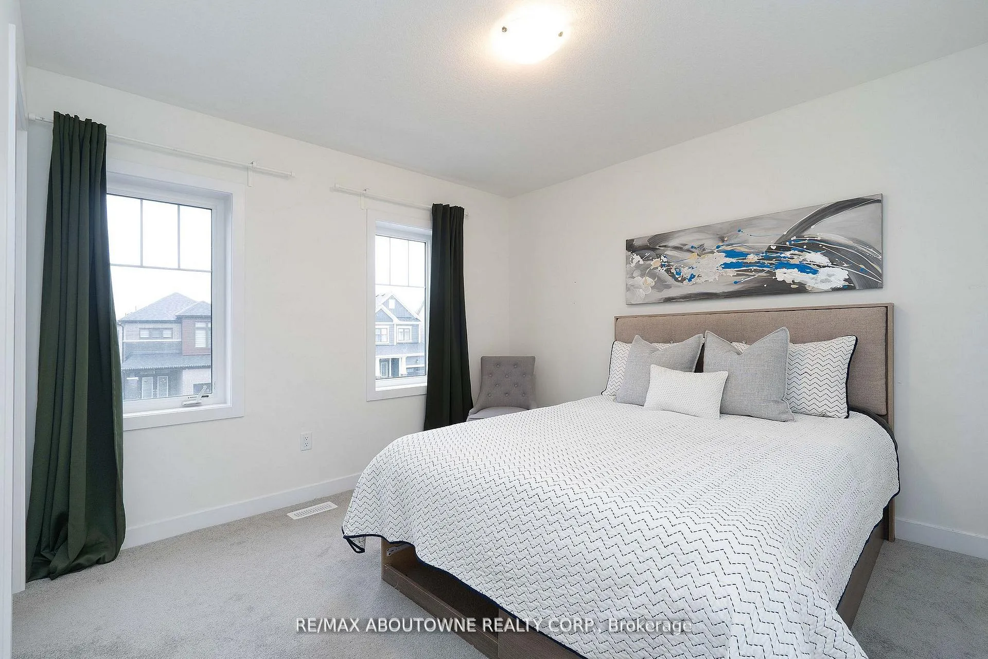 Photo 30 of 57 Monteith Drive, Brantford — HOMEH