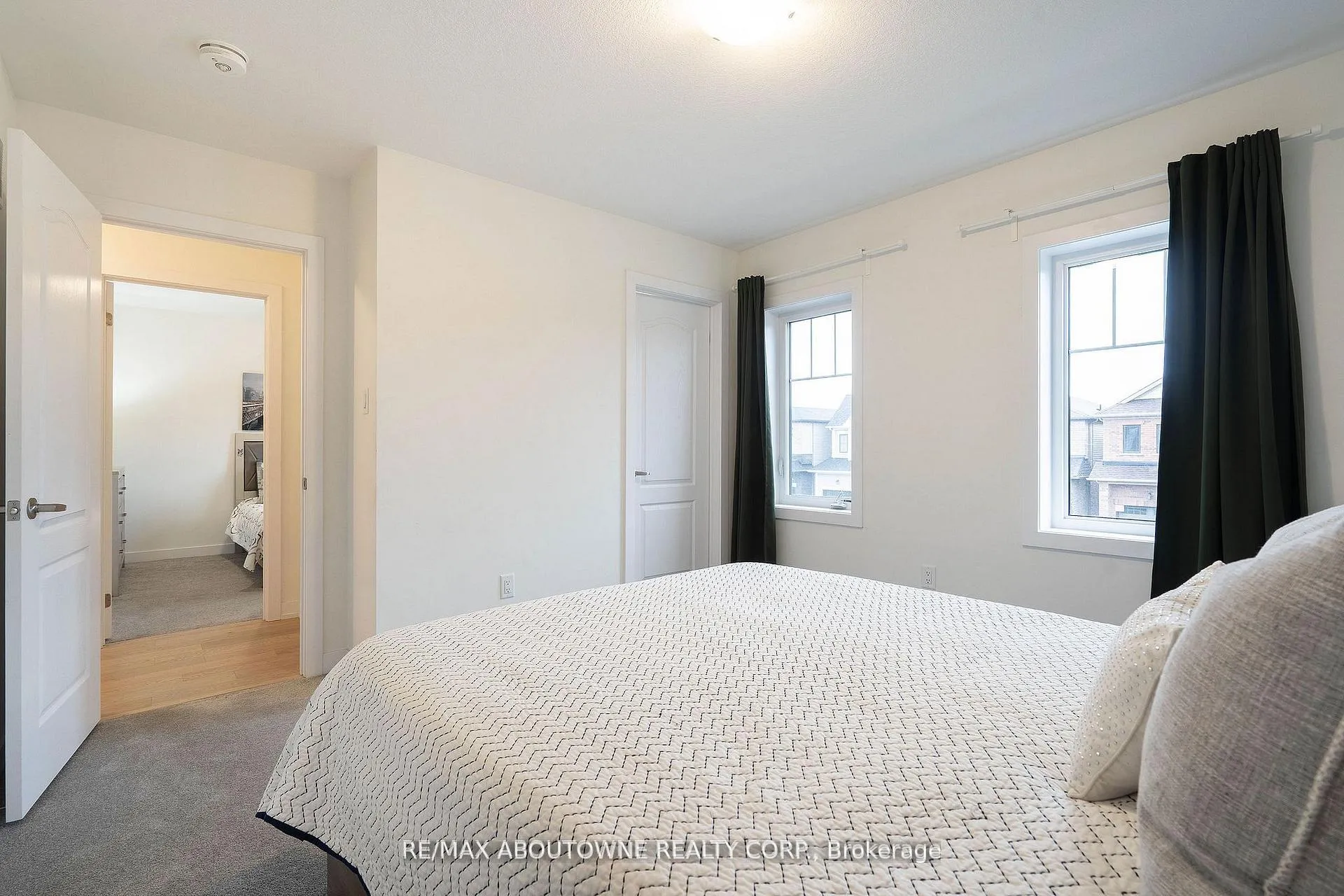 Photo 33 of 57 Monteith Drive, Brantford — HOMEH