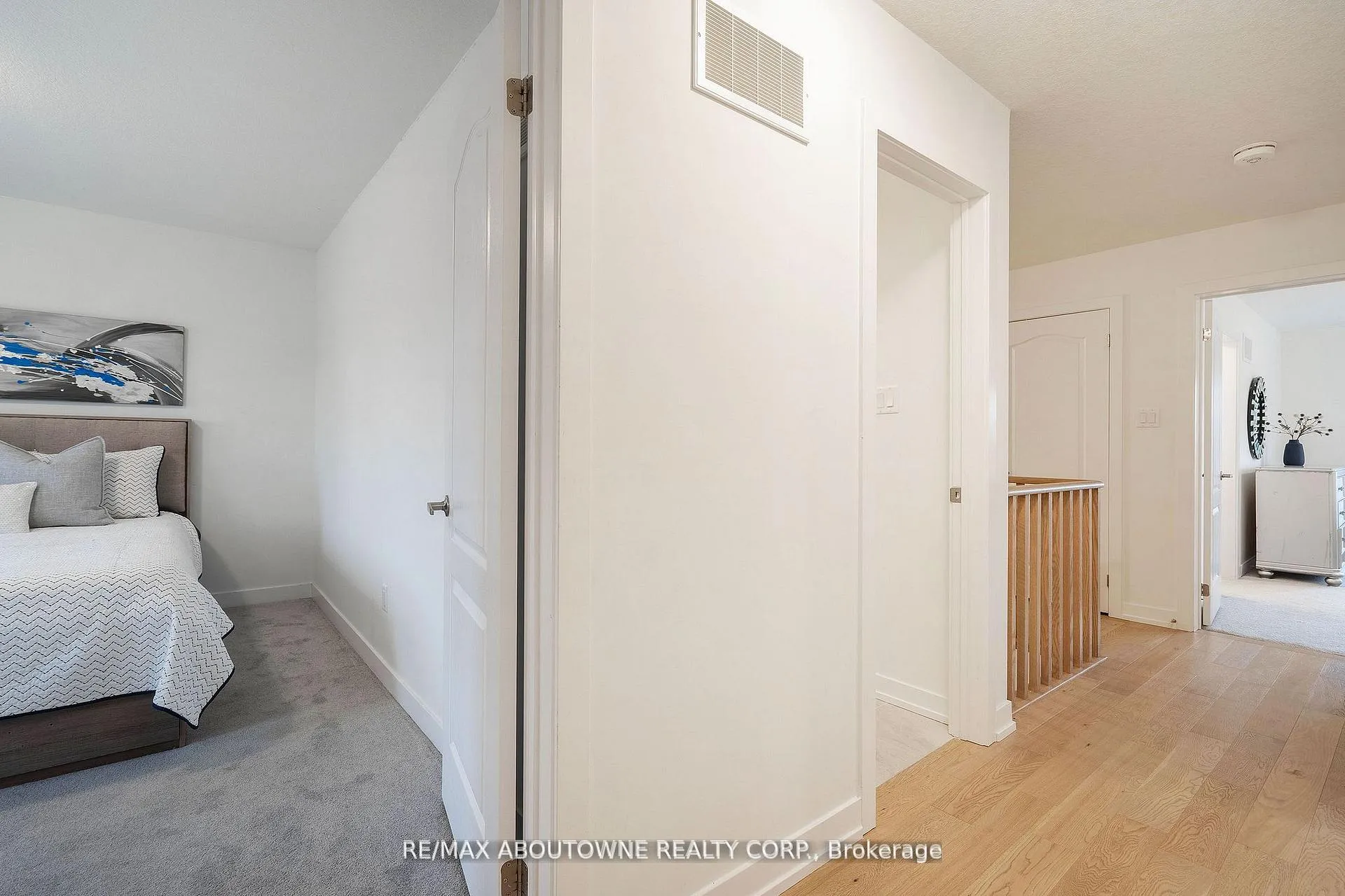 Photo 35 of 57 Monteith Drive, Brantford — HOMEH