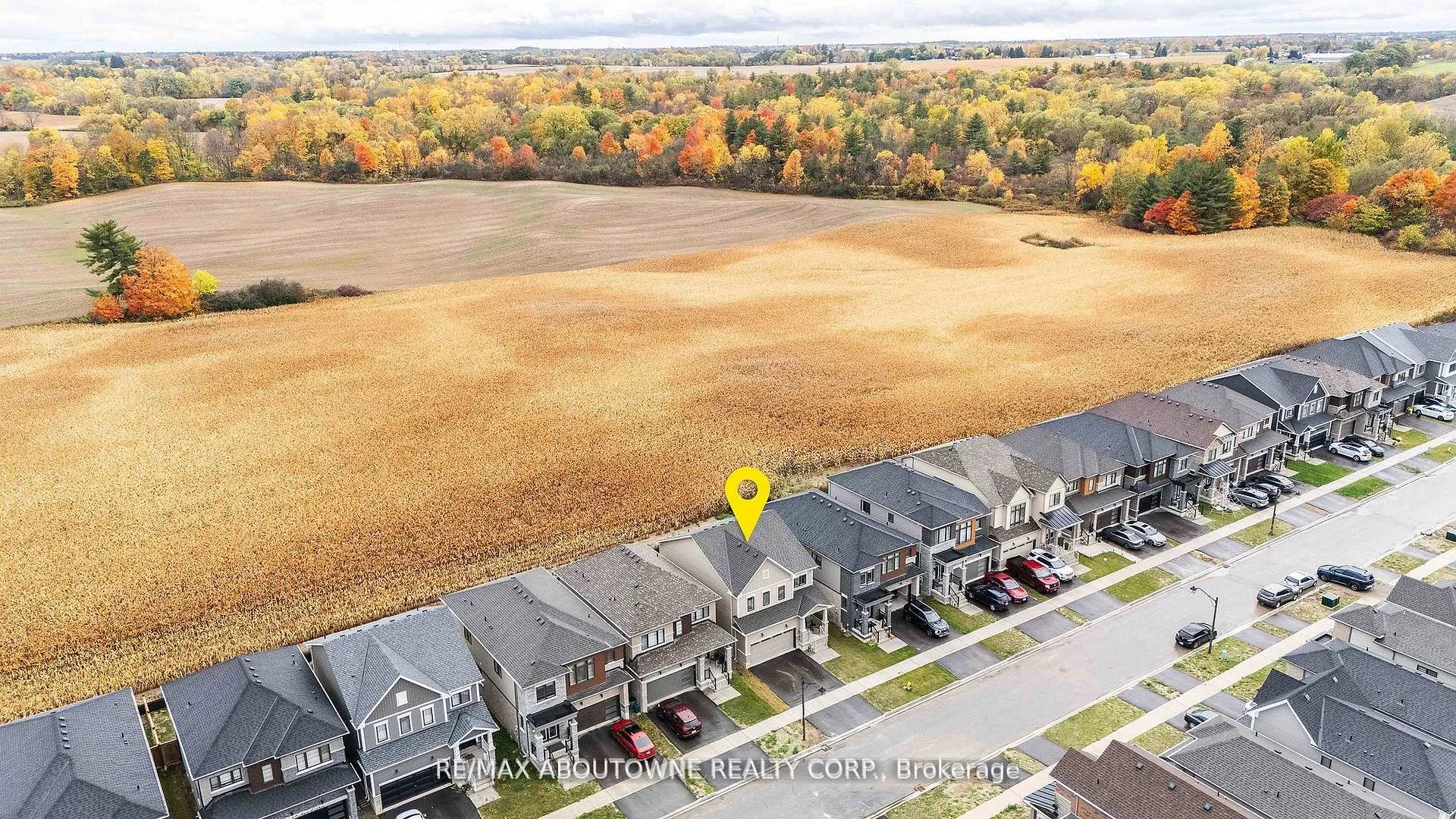 Photo 43 of 57 Monteith Drive, Brantford — HOMEH