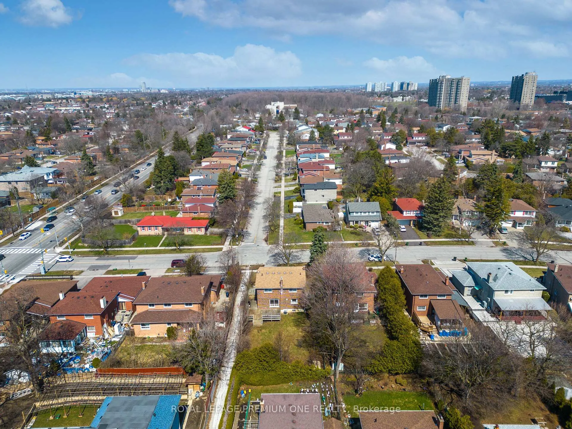 Photo 36 of 211 Chartland Boulevard S, Scarborough, Agincourt North — HOMEH