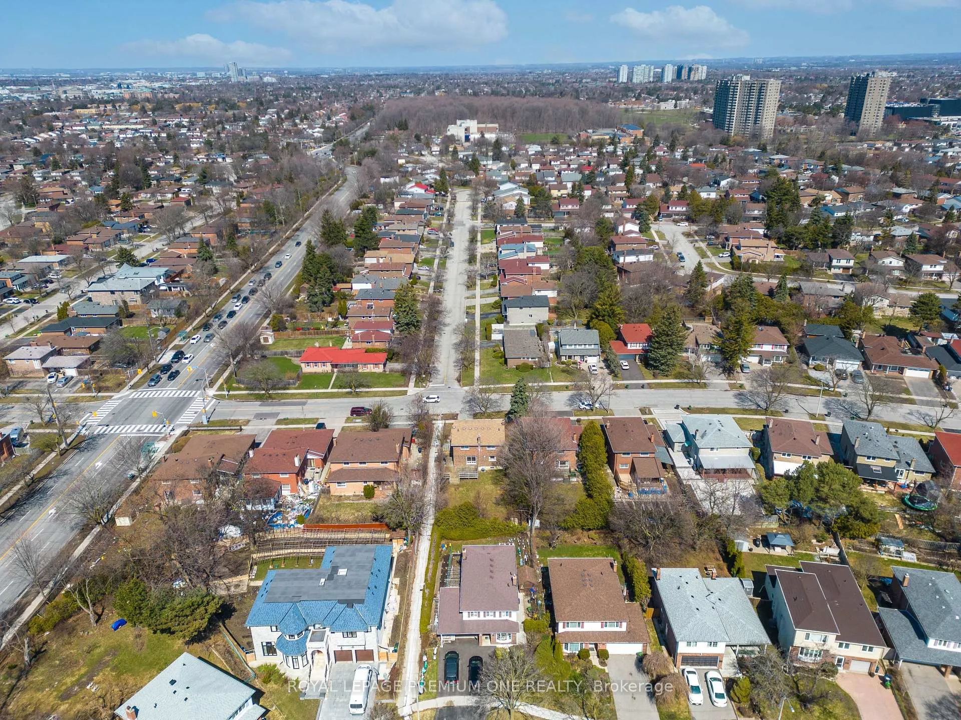 Photo 38 of 211 Chartland Boulevard S, Scarborough, Agincourt North — HOMEH