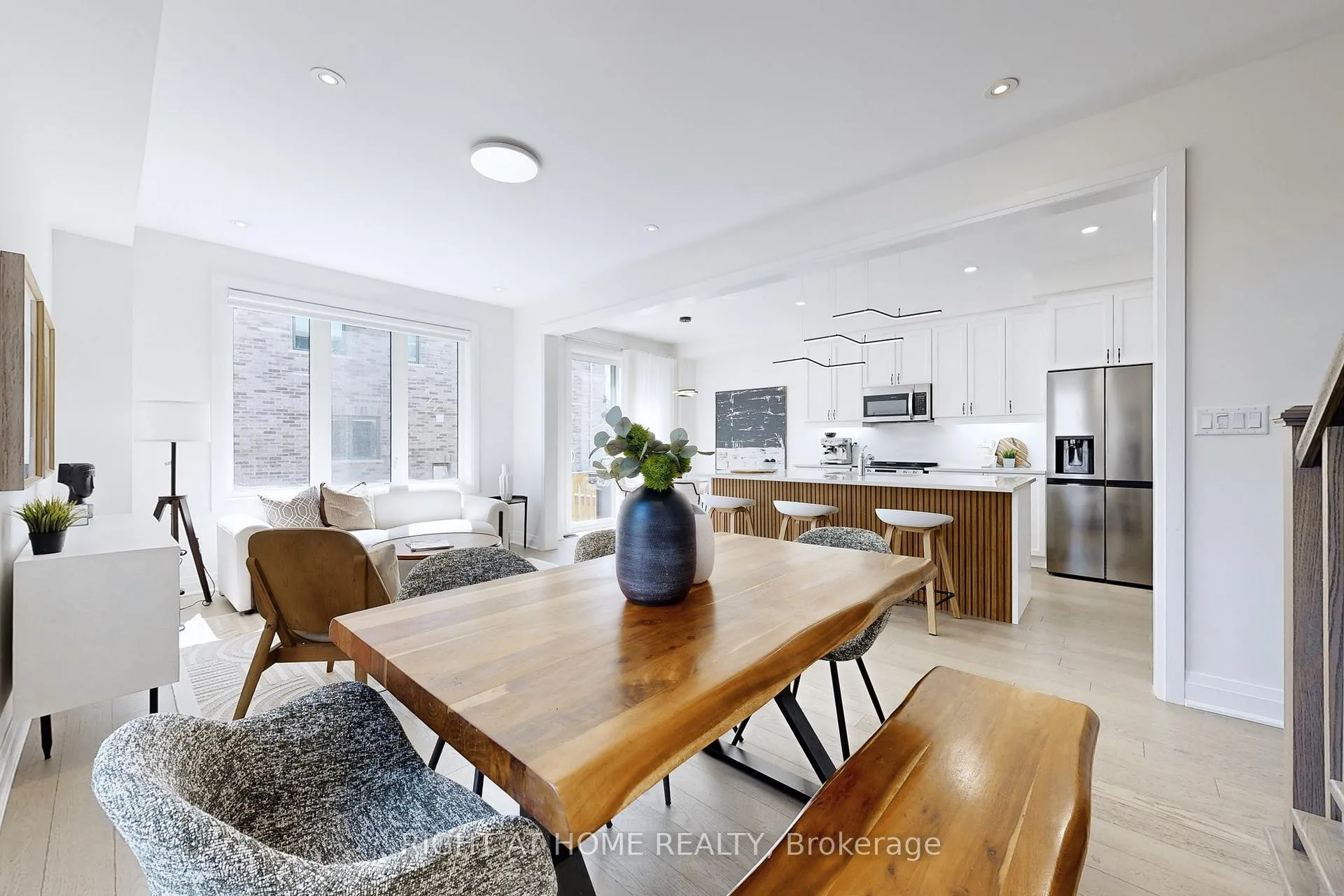 Photo 12 of 1409 Stillmeadow Lane, Pickering, Rural Pickering — HOMEH