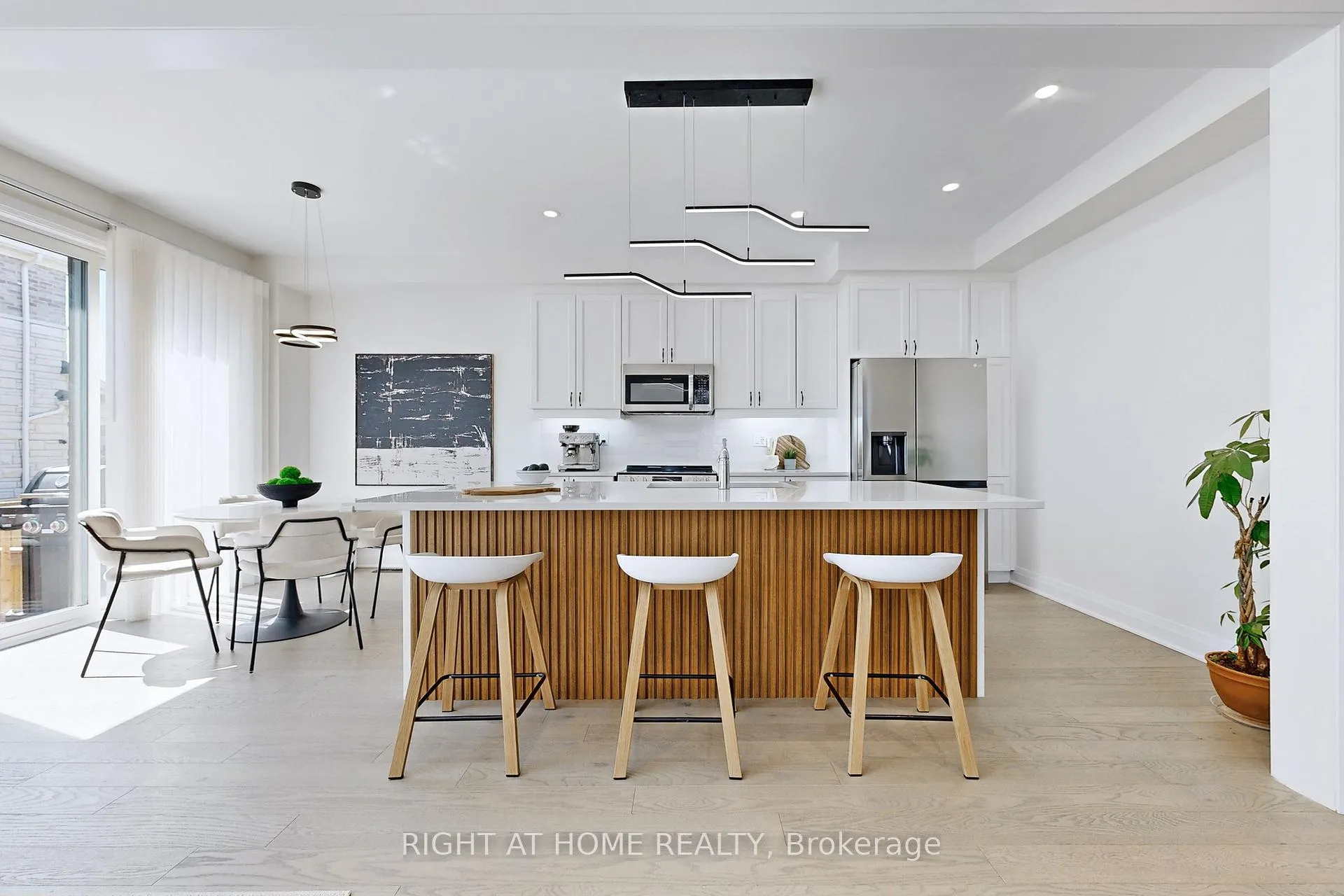 Photo 13 of 1409 Stillmeadow Lane, Pickering, Rural Pickering — HOMEH