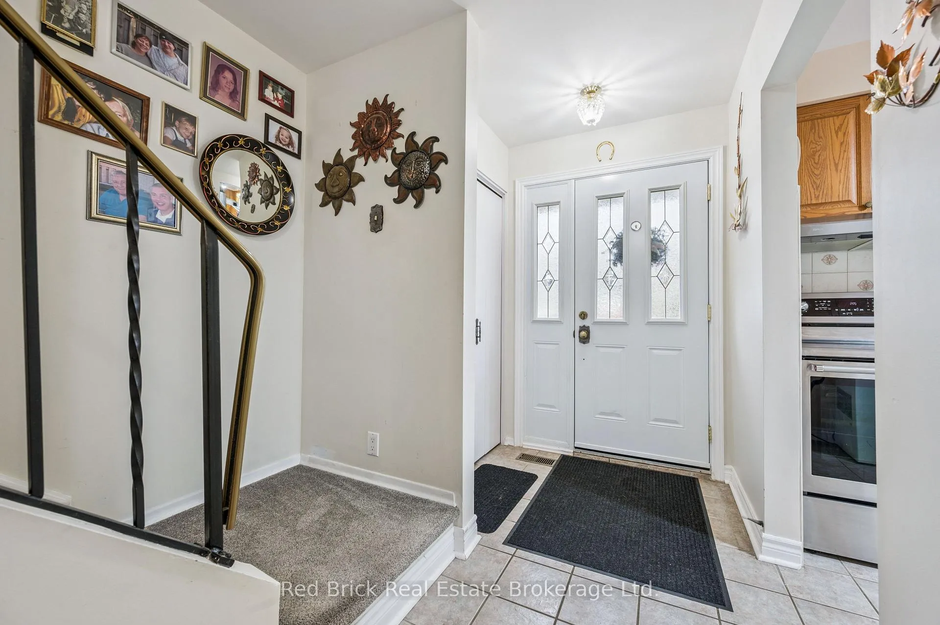 Photo 3 of 53 Shadeland Crescent, Kitchener — HOMEH