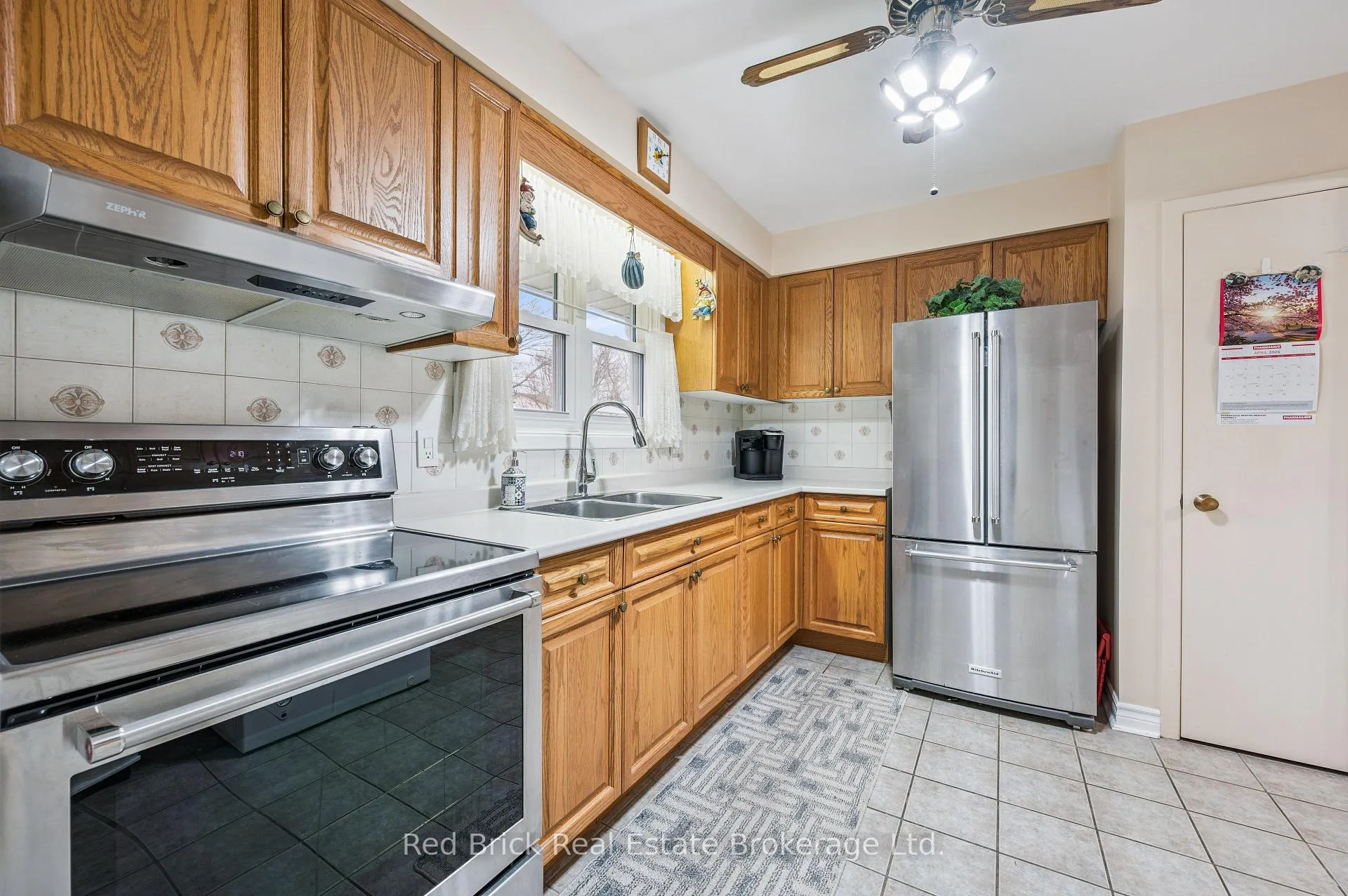Photo 7 of 53 Shadeland Crescent, Kitchener — HOMEH