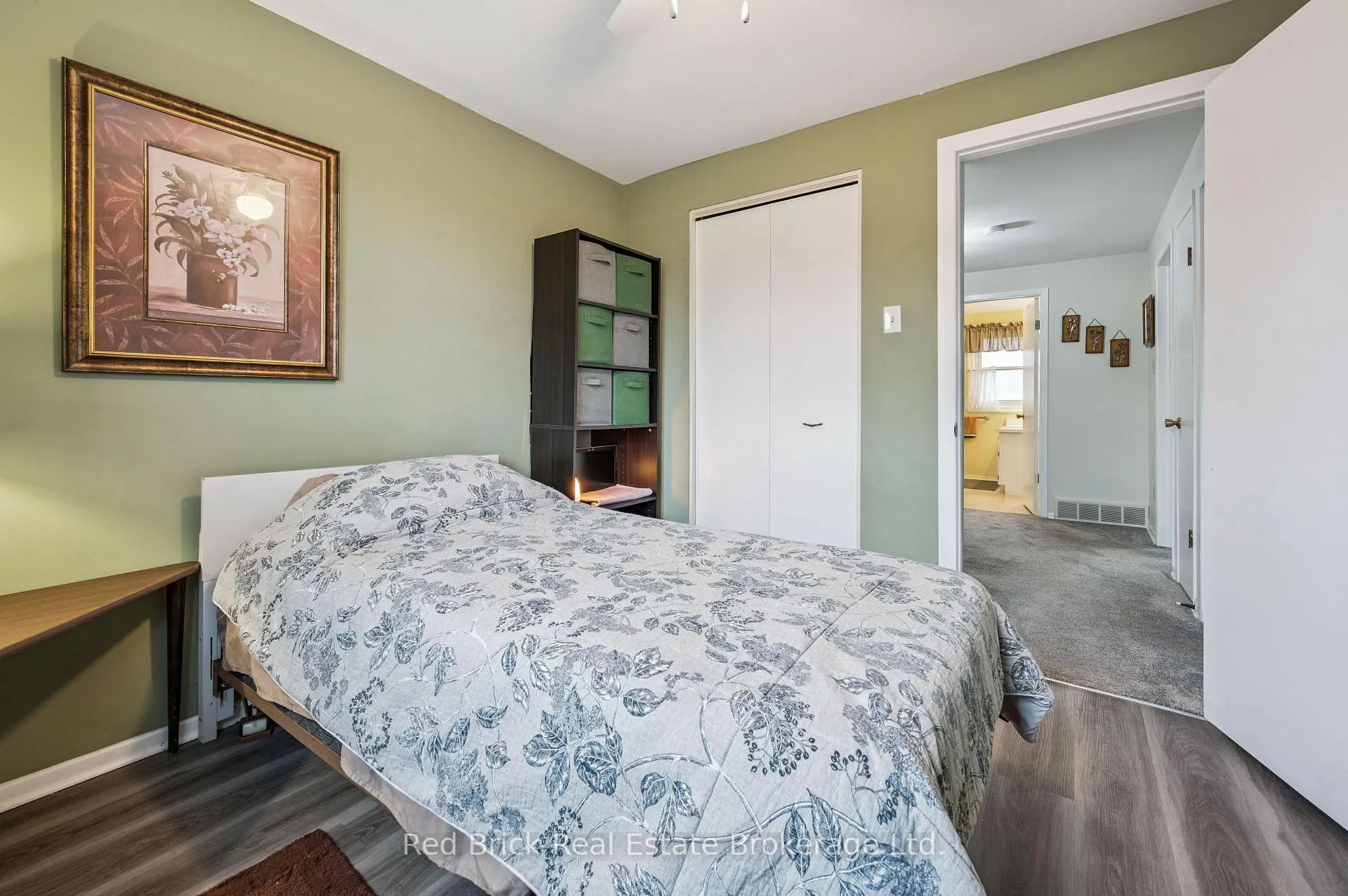 Photo 11 of 53 Shadeland Crescent, Kitchener — HOMEH