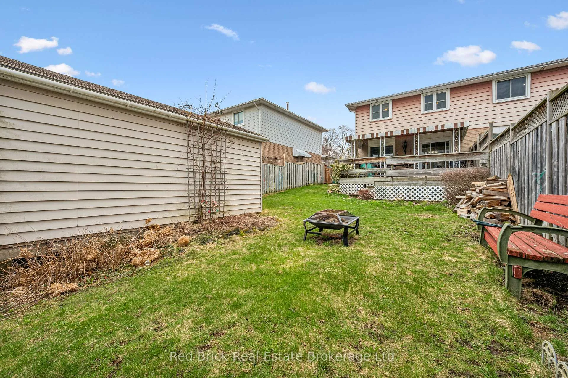 Photo 23 of 53 Shadeland Crescent, Kitchener — HOMEH