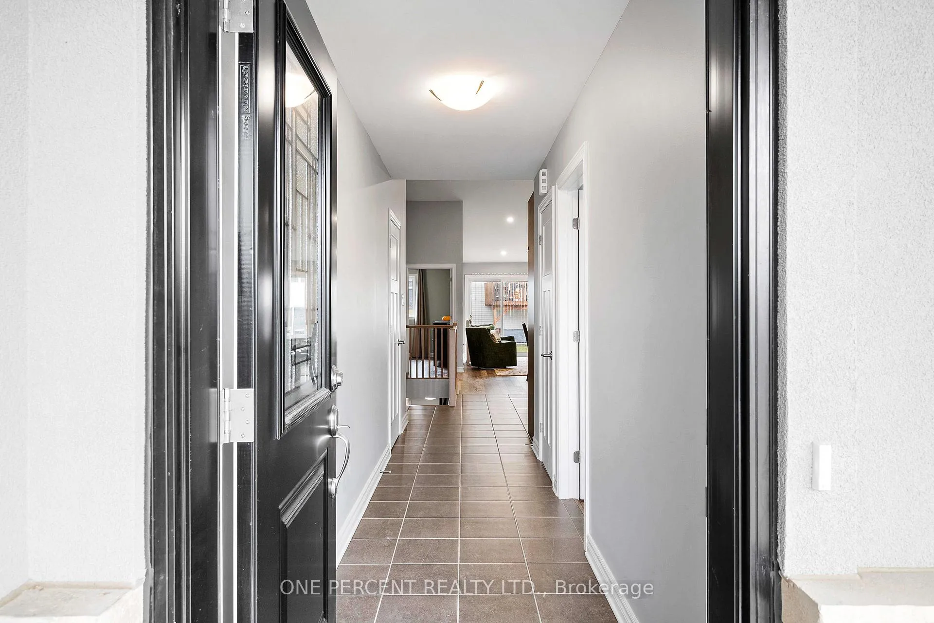 Photo 2 of 15 Yade Road, Arnprior — HOMEH