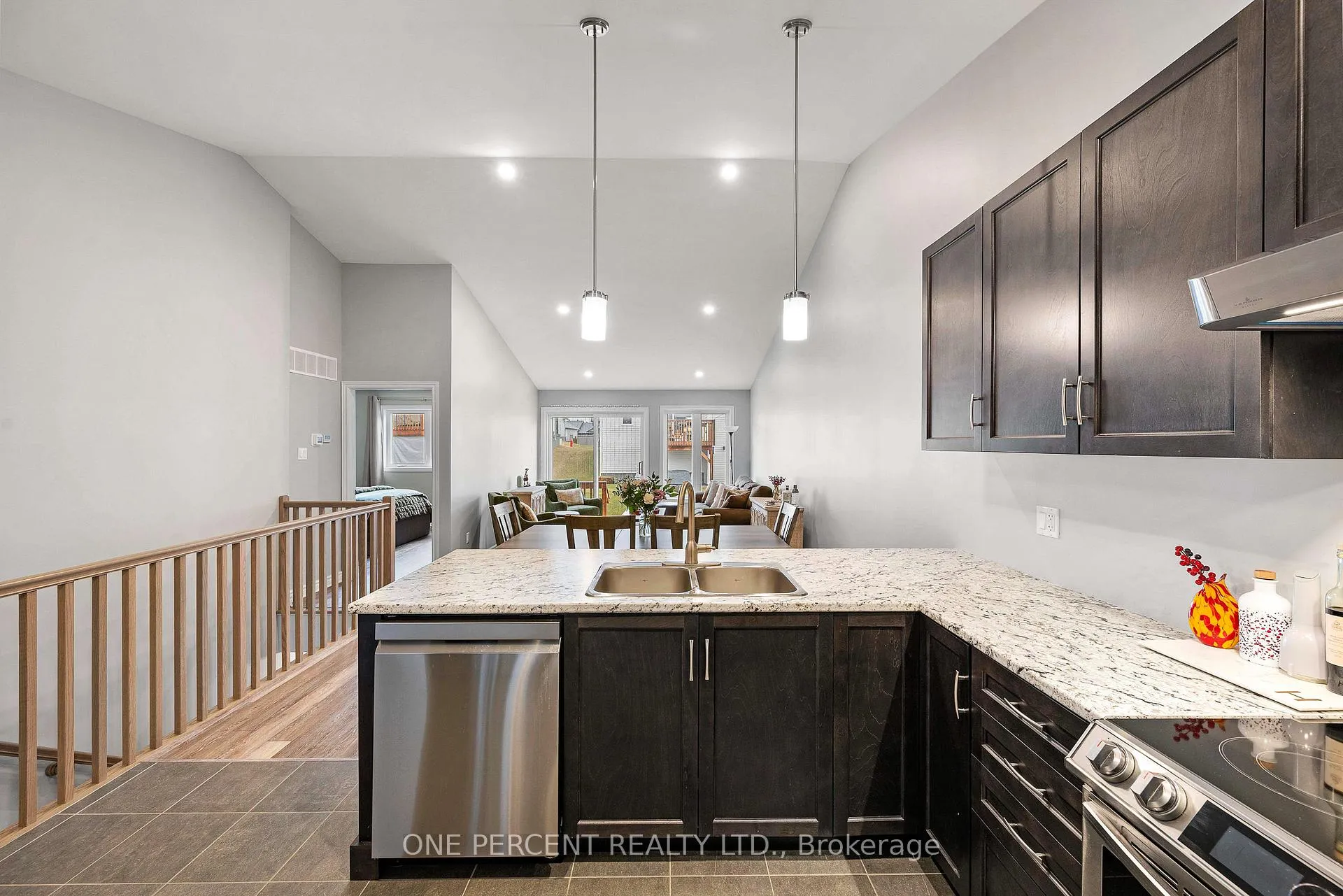 Photo 7 of 15 Yade Road, Arnprior — HOMEH