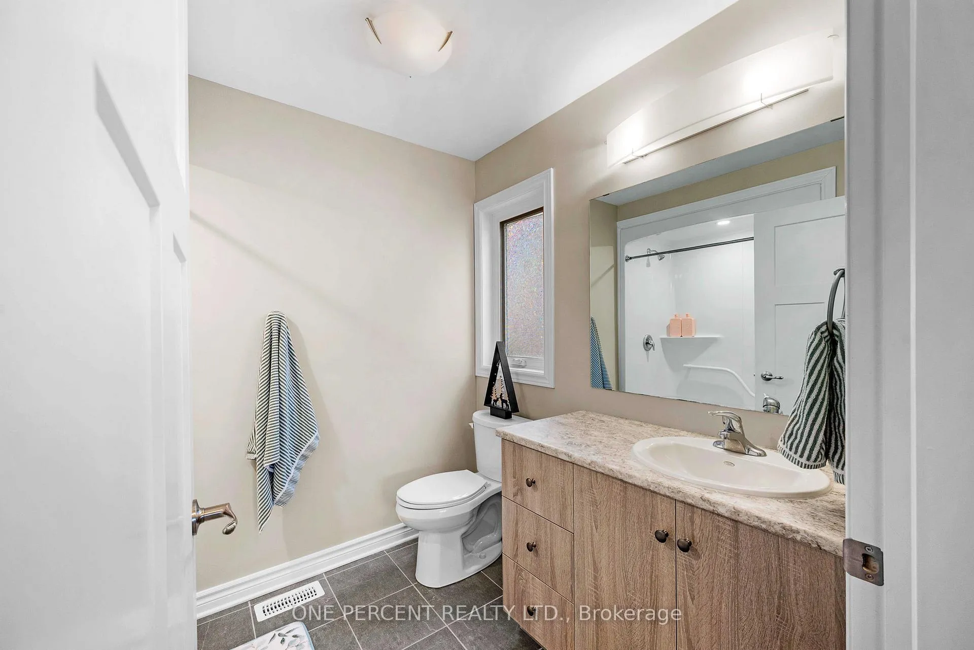 Photo 17 of 15 Yade Road, Arnprior — HOMEH