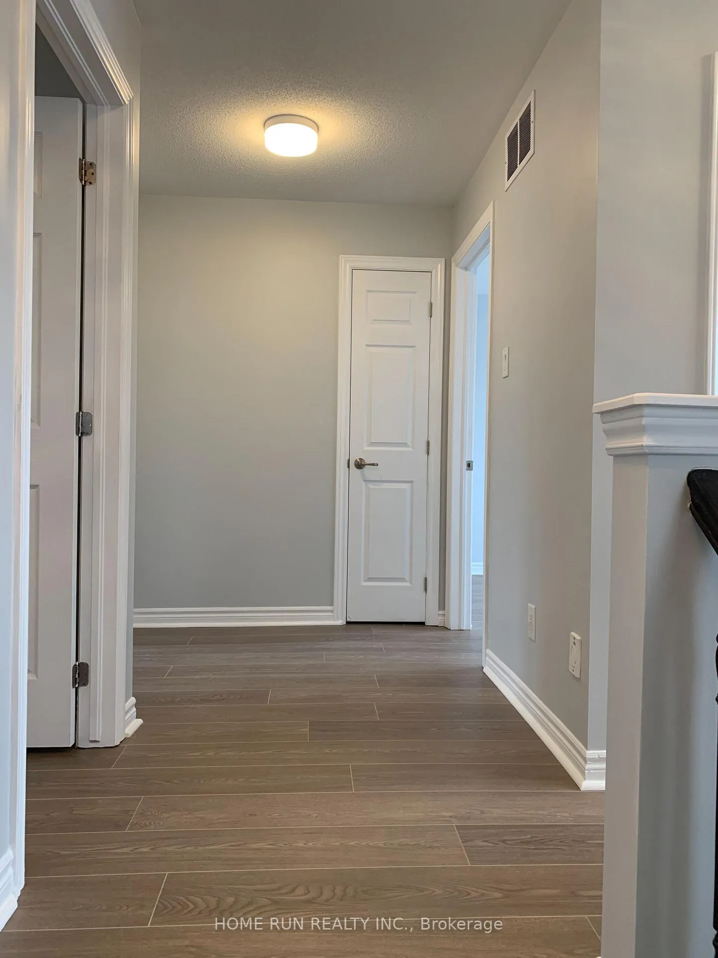 Photo 9 of 1013 Apolune Street, Ottawa, Barrhaven - Half Moon Bay — HOMEH