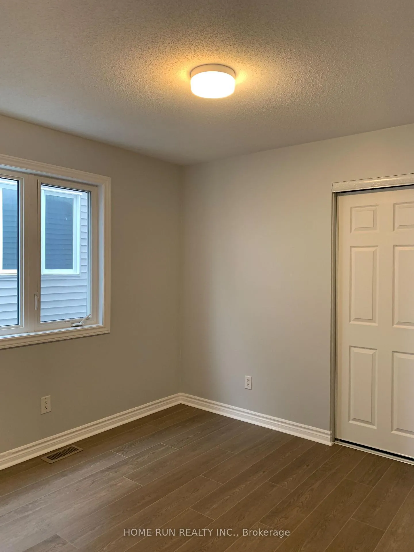 Photo 11 of 1013 Apolune Street, Ottawa, Barrhaven - Half Moon Bay — HOMEH