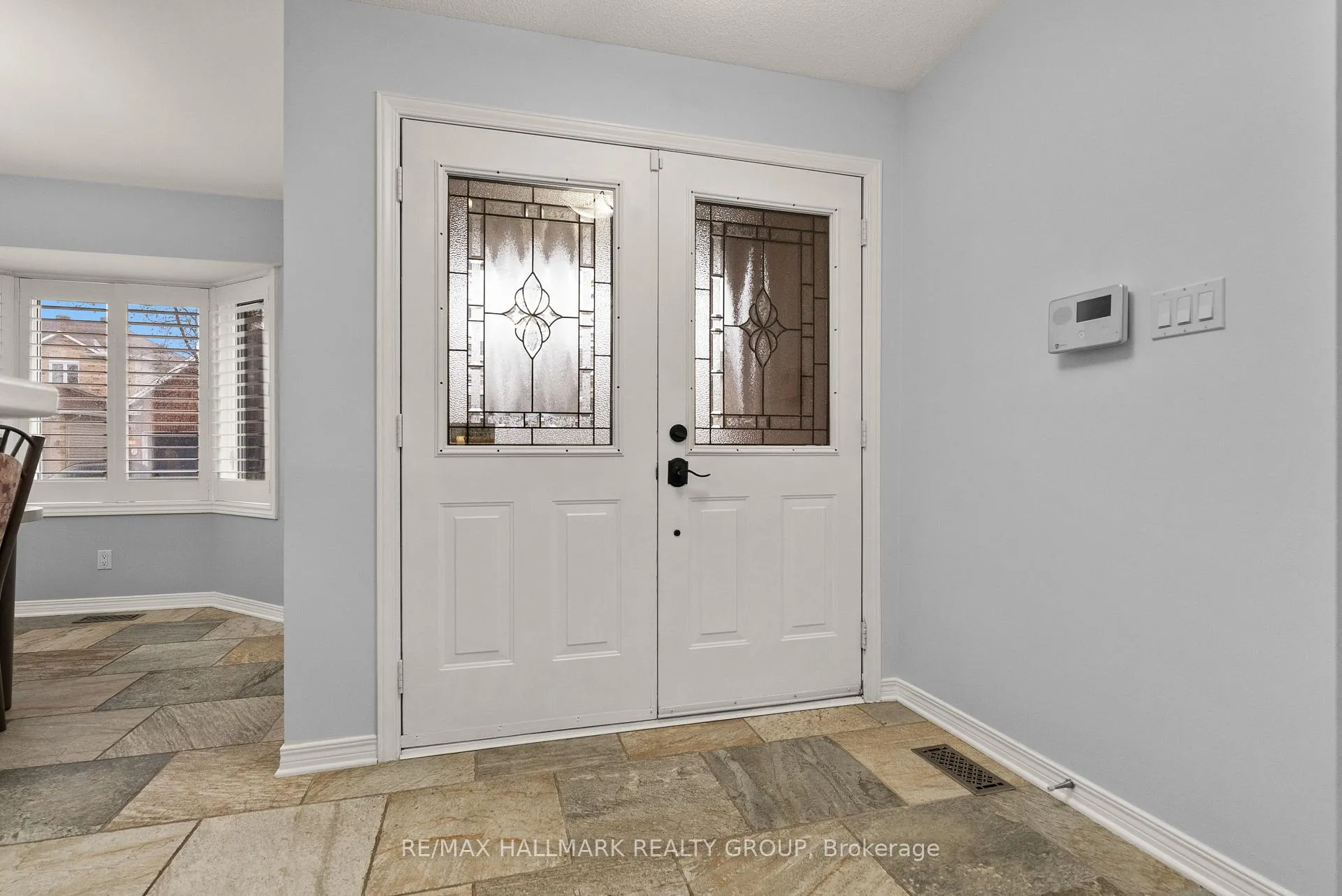 Photo 4 of 38 North Harrow Drive, Ottawa, Barrhaven - Longfields — HOMEH