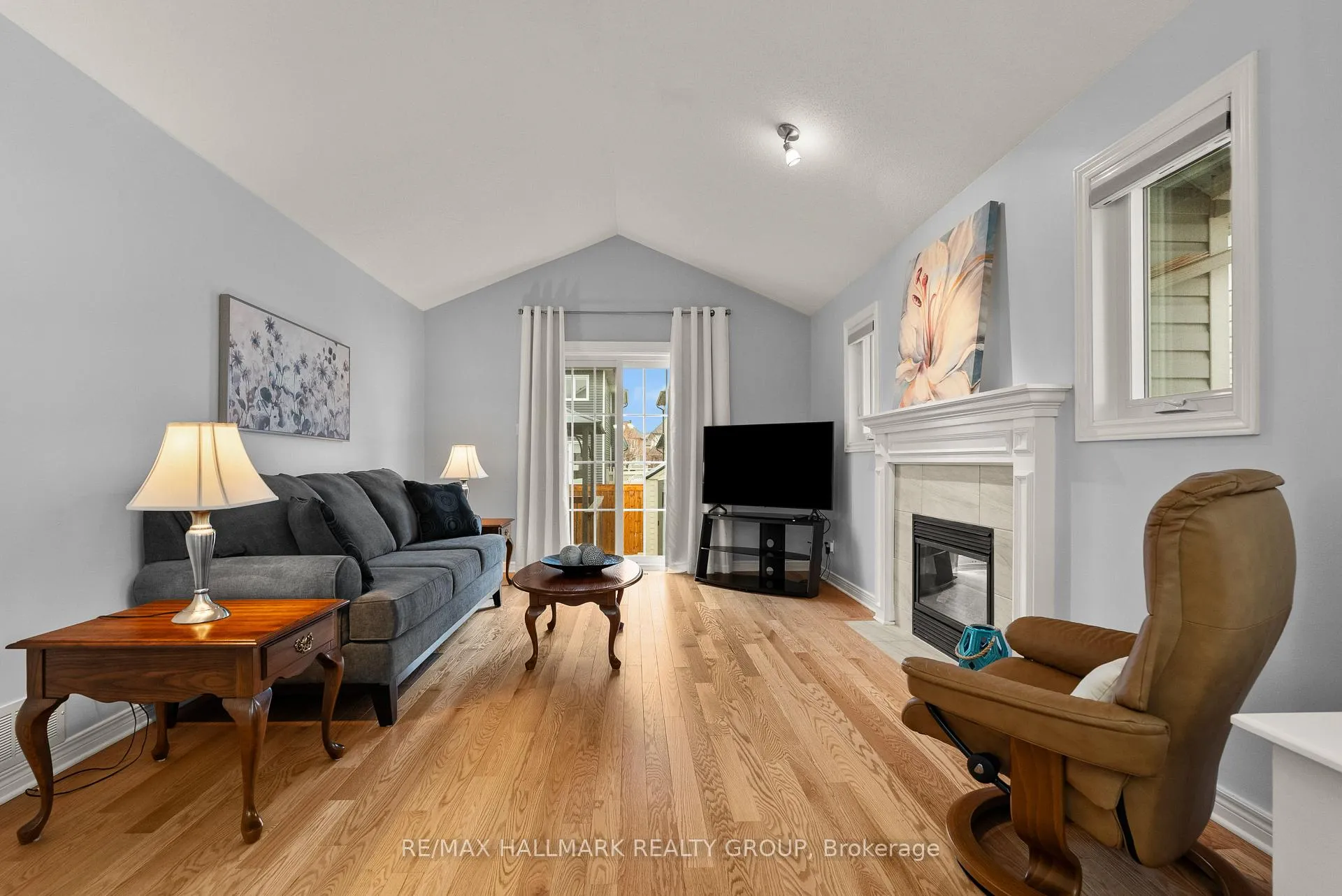 Photo 12 of 38 North Harrow Drive, Ottawa, Barrhaven - Longfields — HOMEH