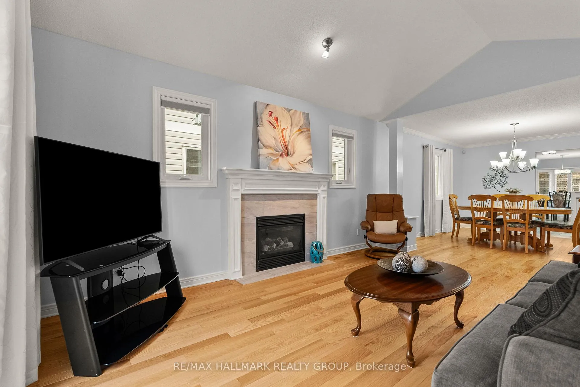 Photo 17 of 38 North Harrow Drive, Ottawa, Barrhaven - Longfields — HOMEH