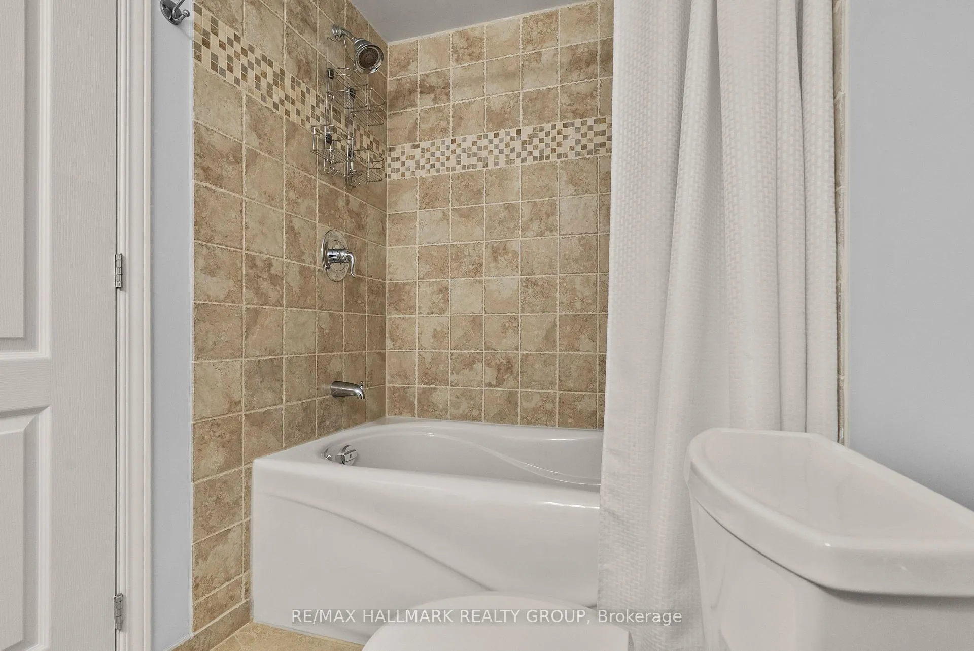 Photo 29 of 38 North Harrow Drive, Ottawa, Barrhaven - Longfields — HOMEH