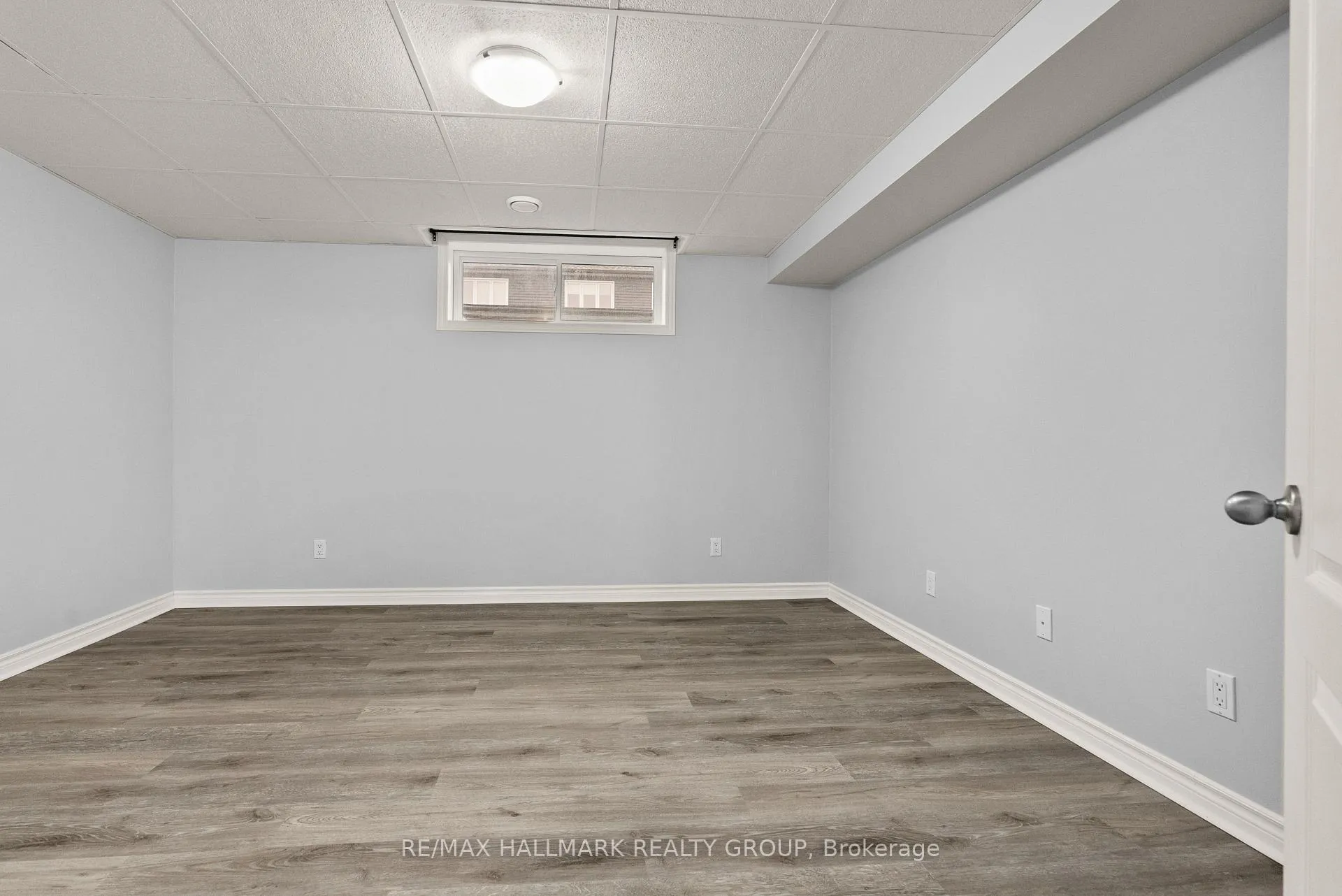 Photo 33 of 38 North Harrow Drive, Ottawa, Barrhaven - Longfields — HOMEH