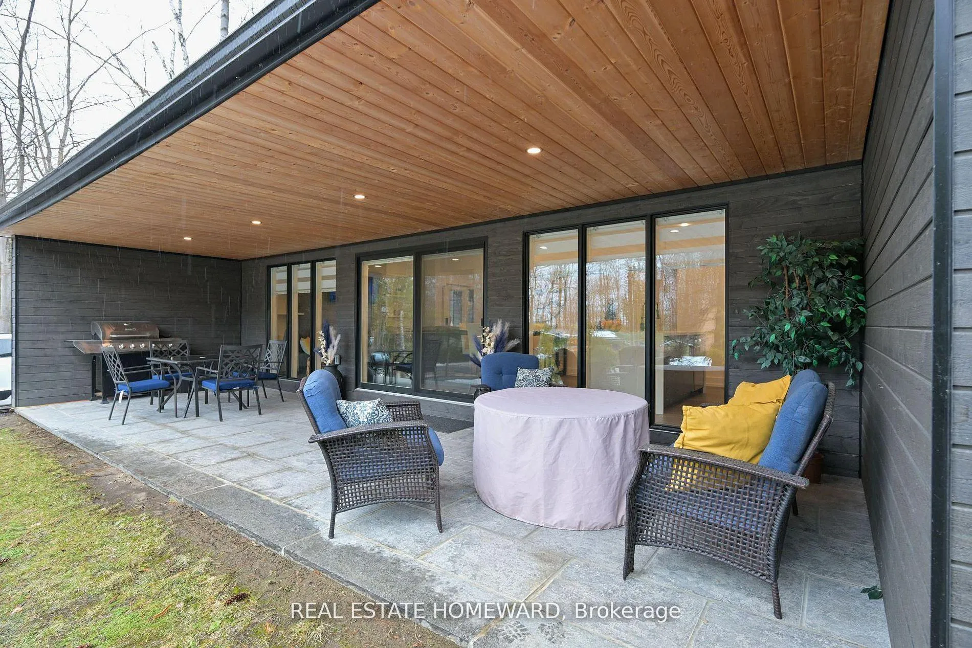 Photo 17 of 3763 fairway Road, Innisfil, Rural Innisfil — HOMEH