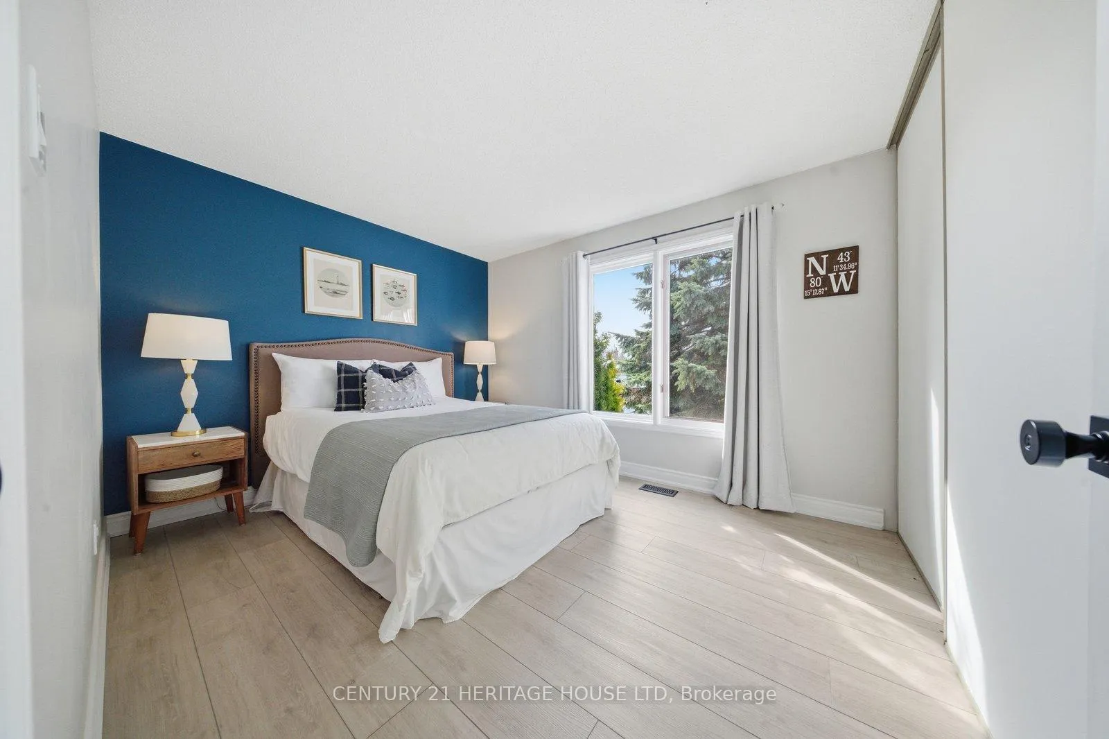 Photo 14 of 27 Jasper Street, Brantford — HOMEH