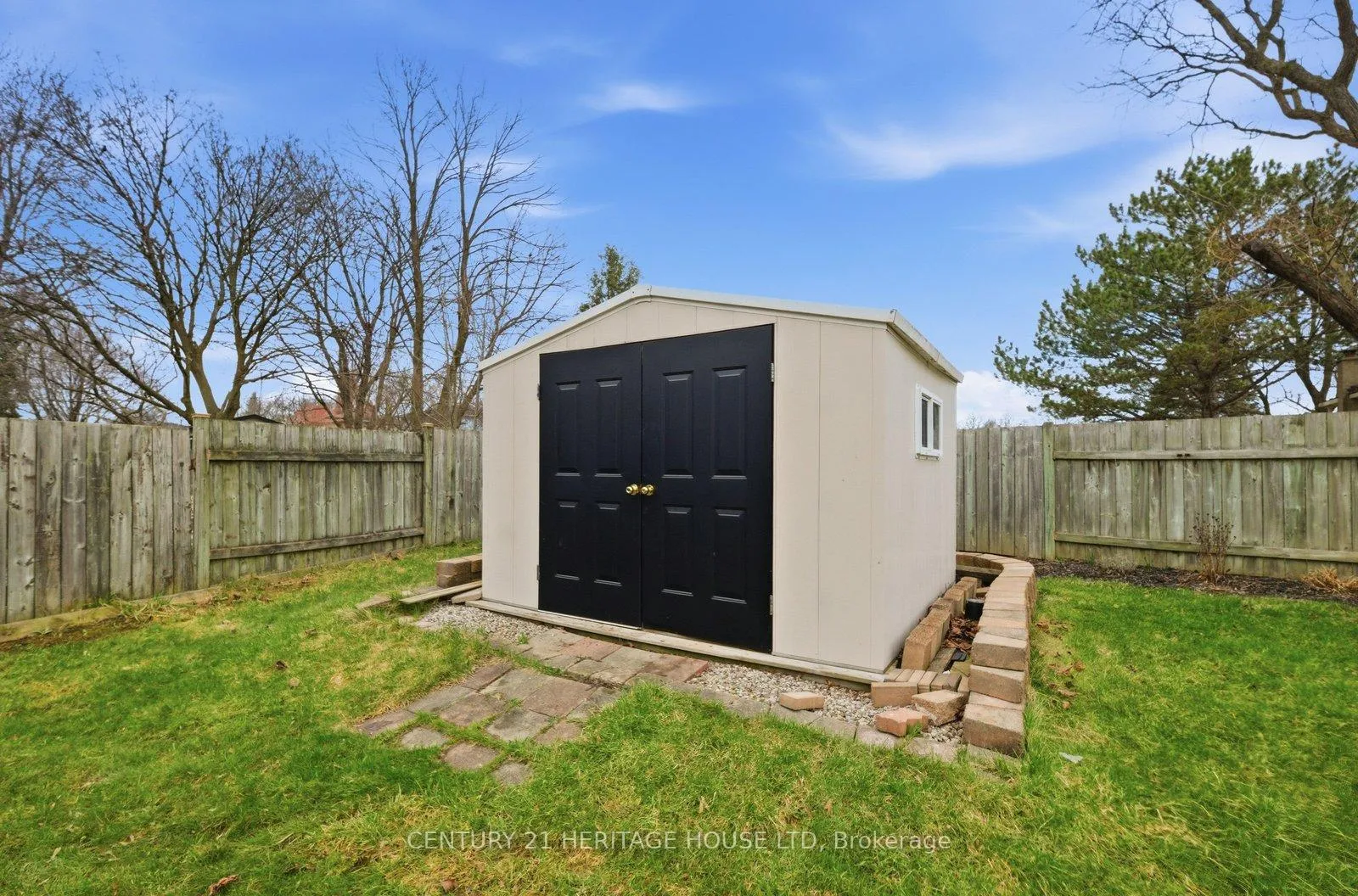Photo 32 of 27 Jasper Street, Brantford — HOMEH