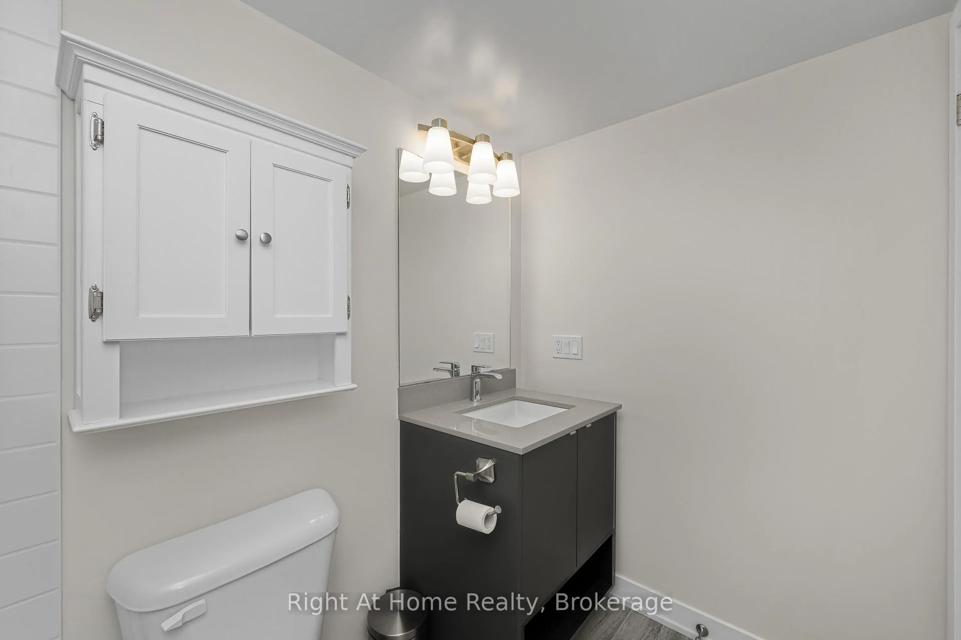 Photo 26 of Unit B426, 1119 Cooke Boulevard, Burlington, LaSalle — HOMEH