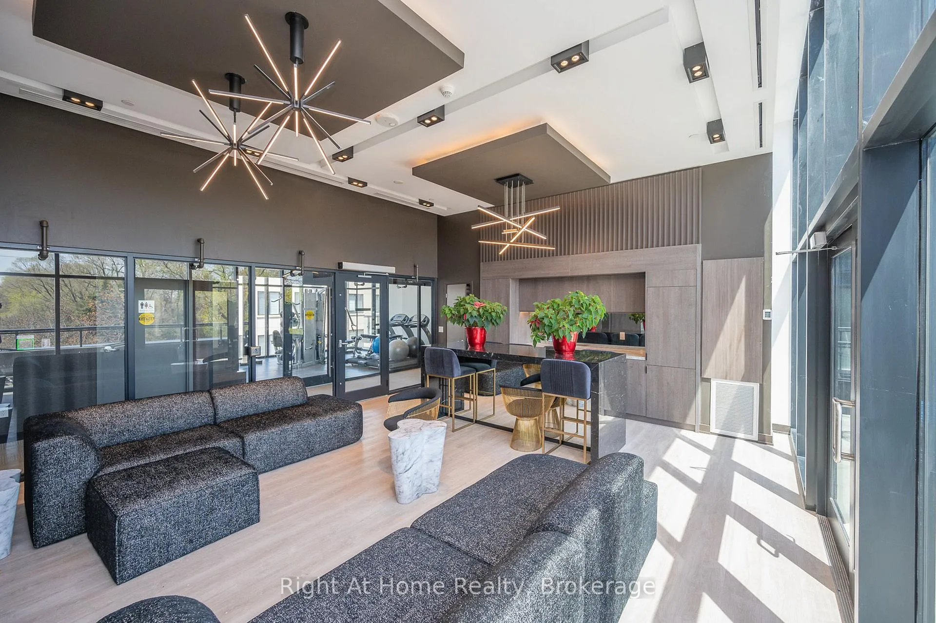 Photo 36 of Unit B426, 1119 Cooke Boulevard, Burlington, LaSalle — HOMEH