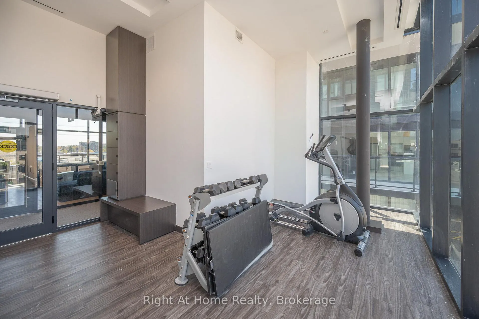 Photo 39 of Unit B426, 1119 Cooke Boulevard, Burlington, LaSalle — HOMEH