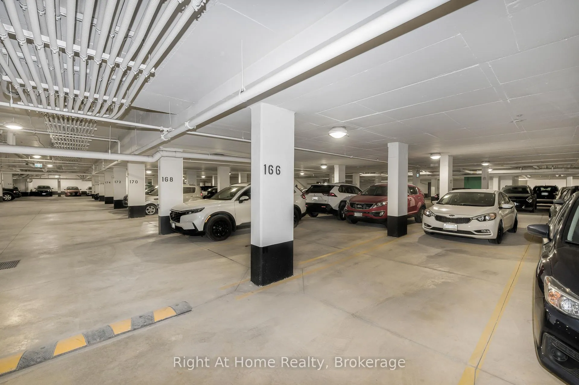 Photo 40 of Unit B426, 1119 Cooke Boulevard, Burlington, LaSalle — HOMEH