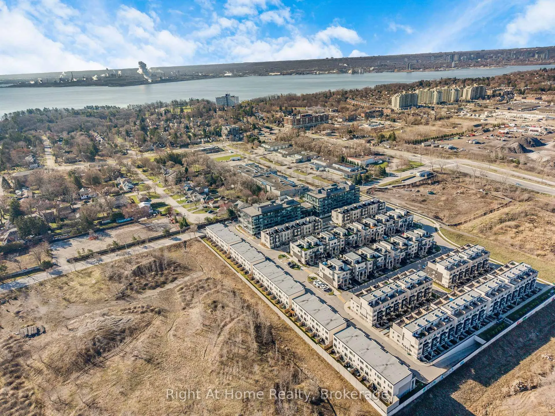 Photo 41 of Unit B426, 1119 Cooke Boulevard, Burlington, LaSalle — HOMEH