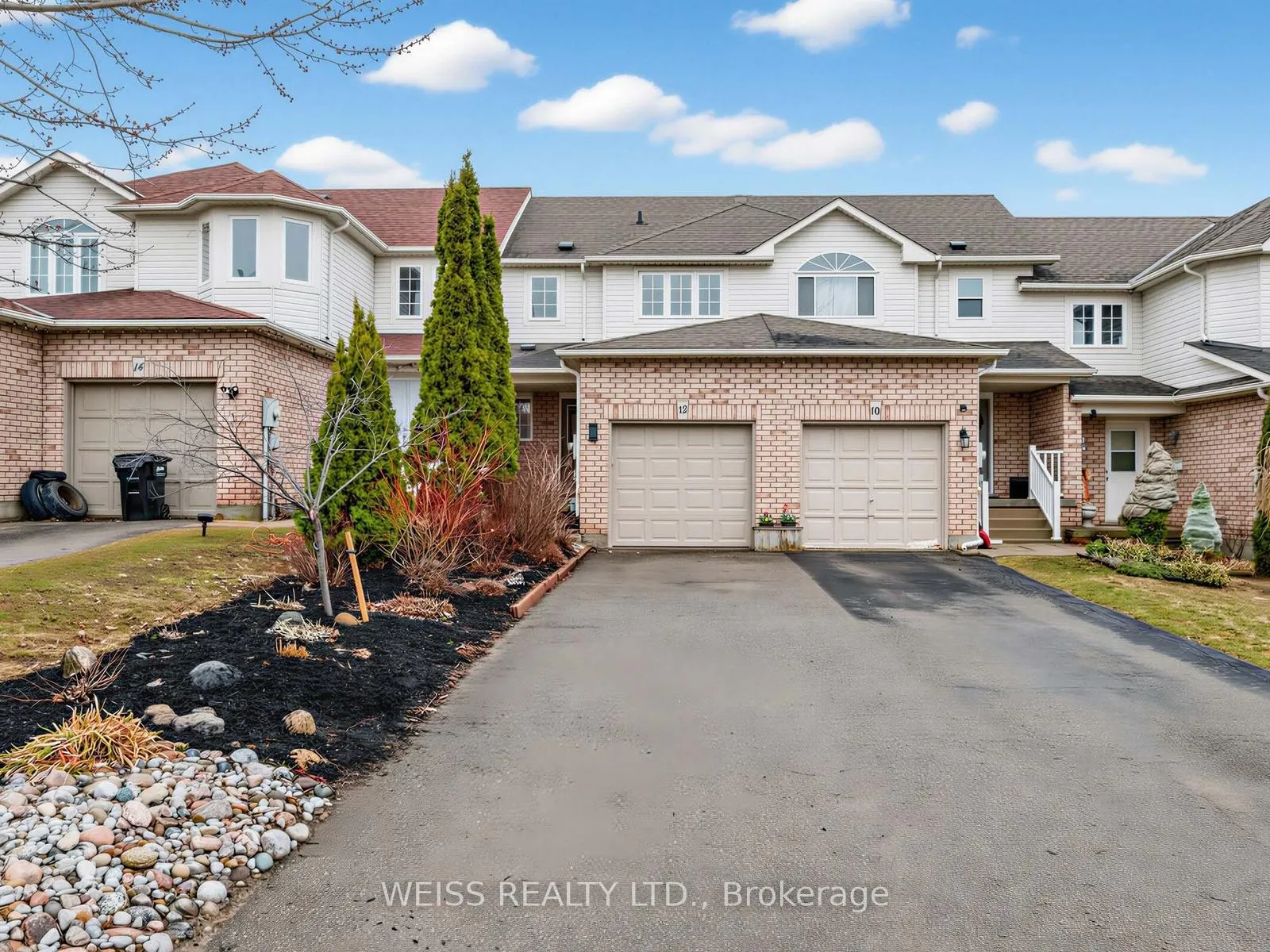 Photo 1 of 12 Sunset Place, Barrie, Holly — HOMEH