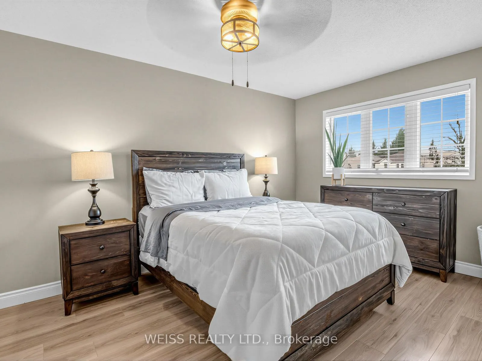 Photo 19 of 12 Sunset Place, Barrie, Holly — HOMEH