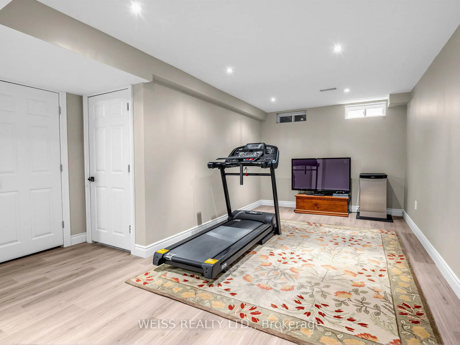 Photo 26 of 12 Sunset Place, Barrie, Holly — HOMEH