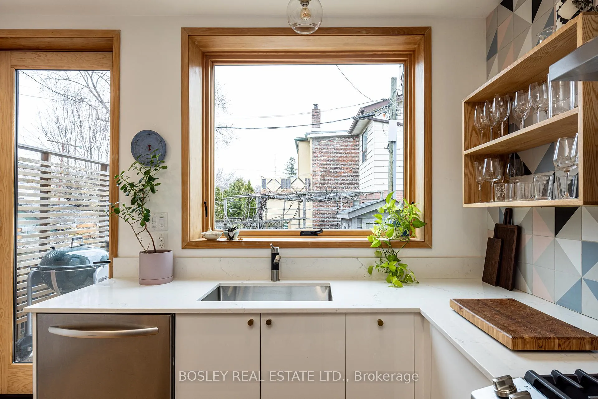 Photo 12 of 45 Greenlaw Avenue, Toronto, Corso Italia-Davenport — HOMEH