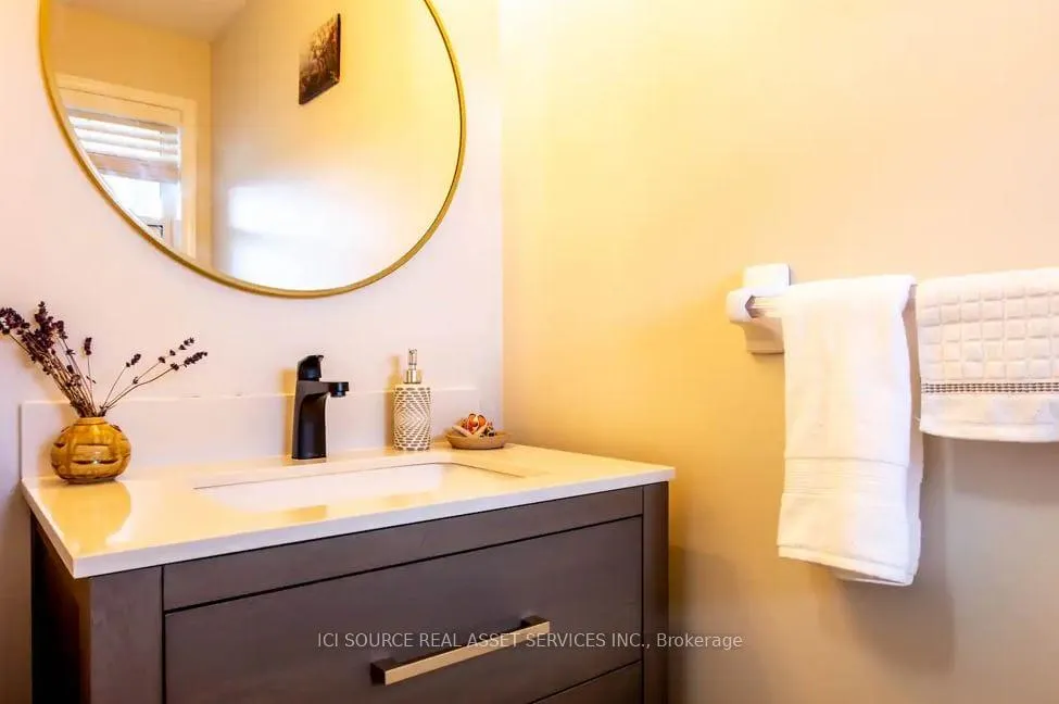 Photo 12 of 407 Rittenhouse Road, Kitchener — HOMEH