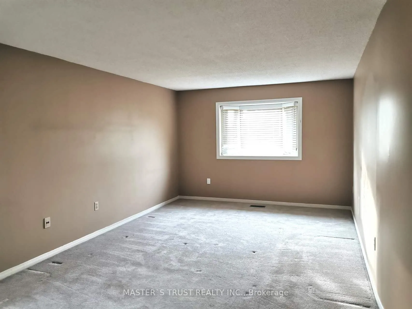 Photo 18 of 68 Lehman Crescent, Markham, Markham Village — HOMEH